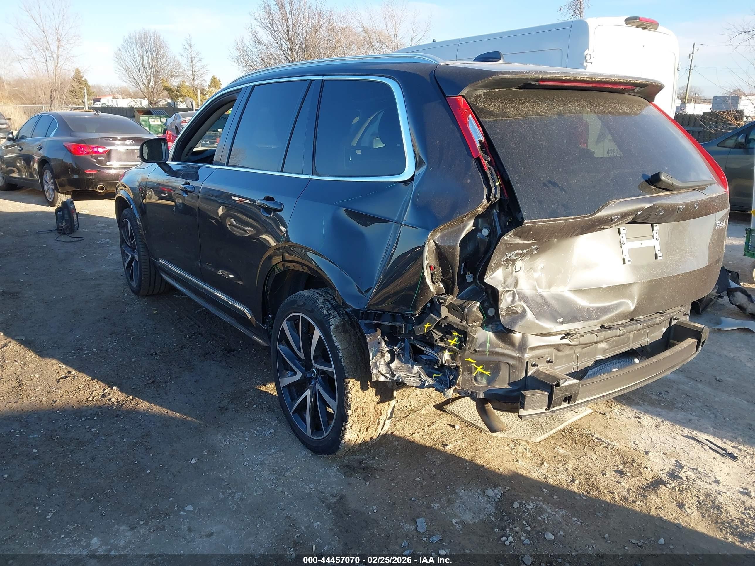 2024 Volvo Xc90 B6 Ultimate Bright Theme 6-seater Black vin: YV4062JF8R1160189