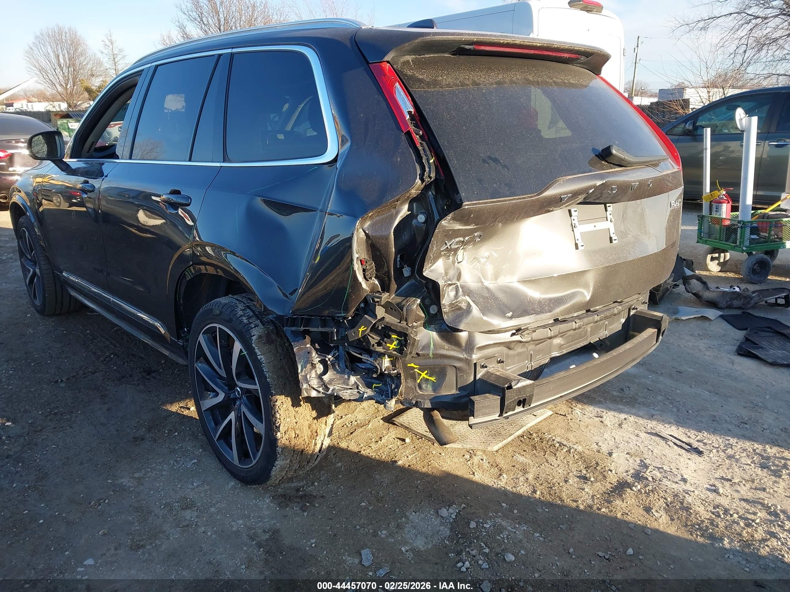 2024 Volvo Xc90 B6 Ultimate Bright Theme 6-seater Black vin: YV4062JF8R1160189
