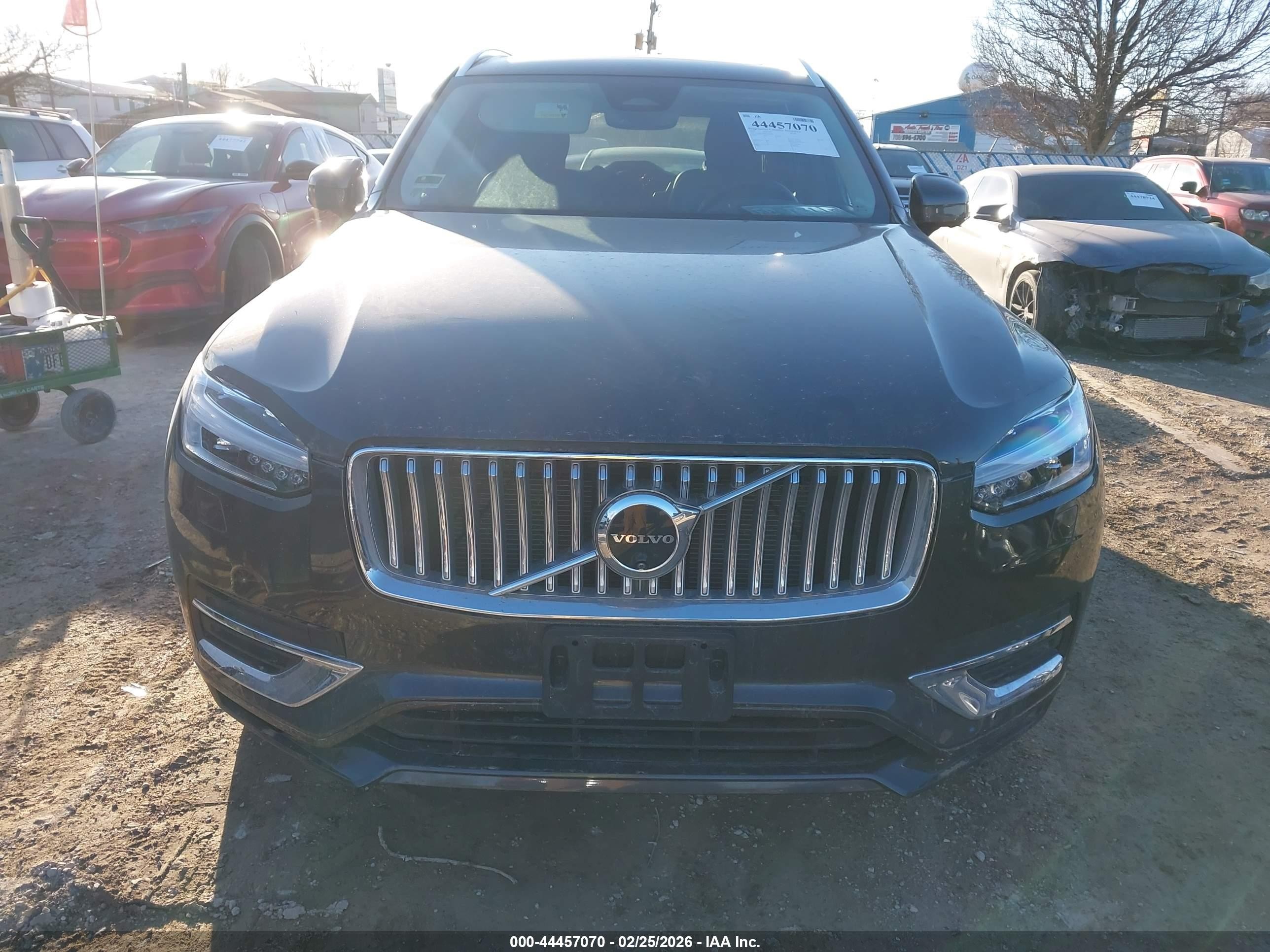 2024 Volvo Xc90 B6 Ultimate Bright Theme 6-seater Black vin: YV4062JF8R1160189