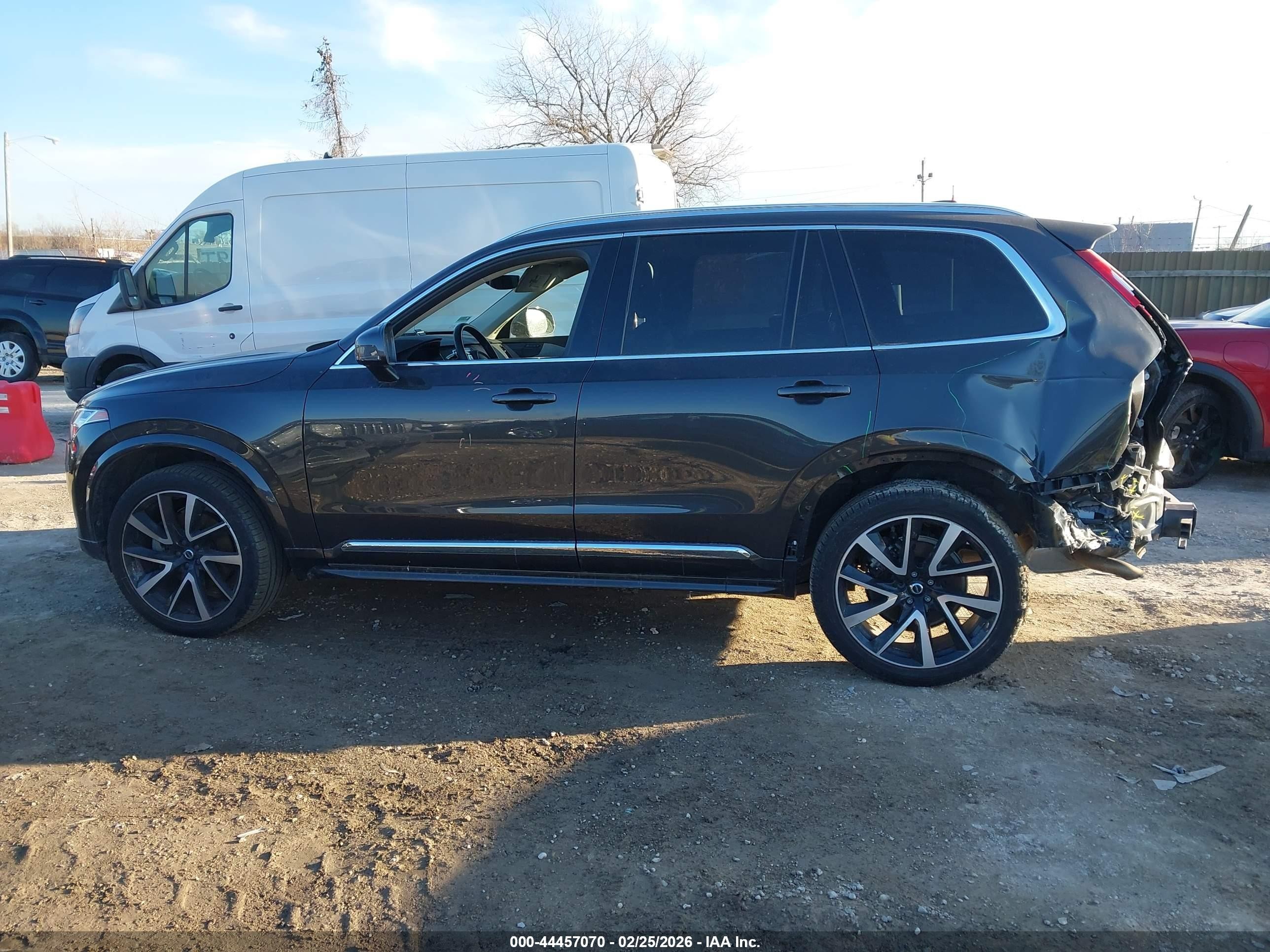 2024 Volvo Xc90 B6 Ultimate Bright Theme 6-seater Black vin: YV4062JF8R1160189