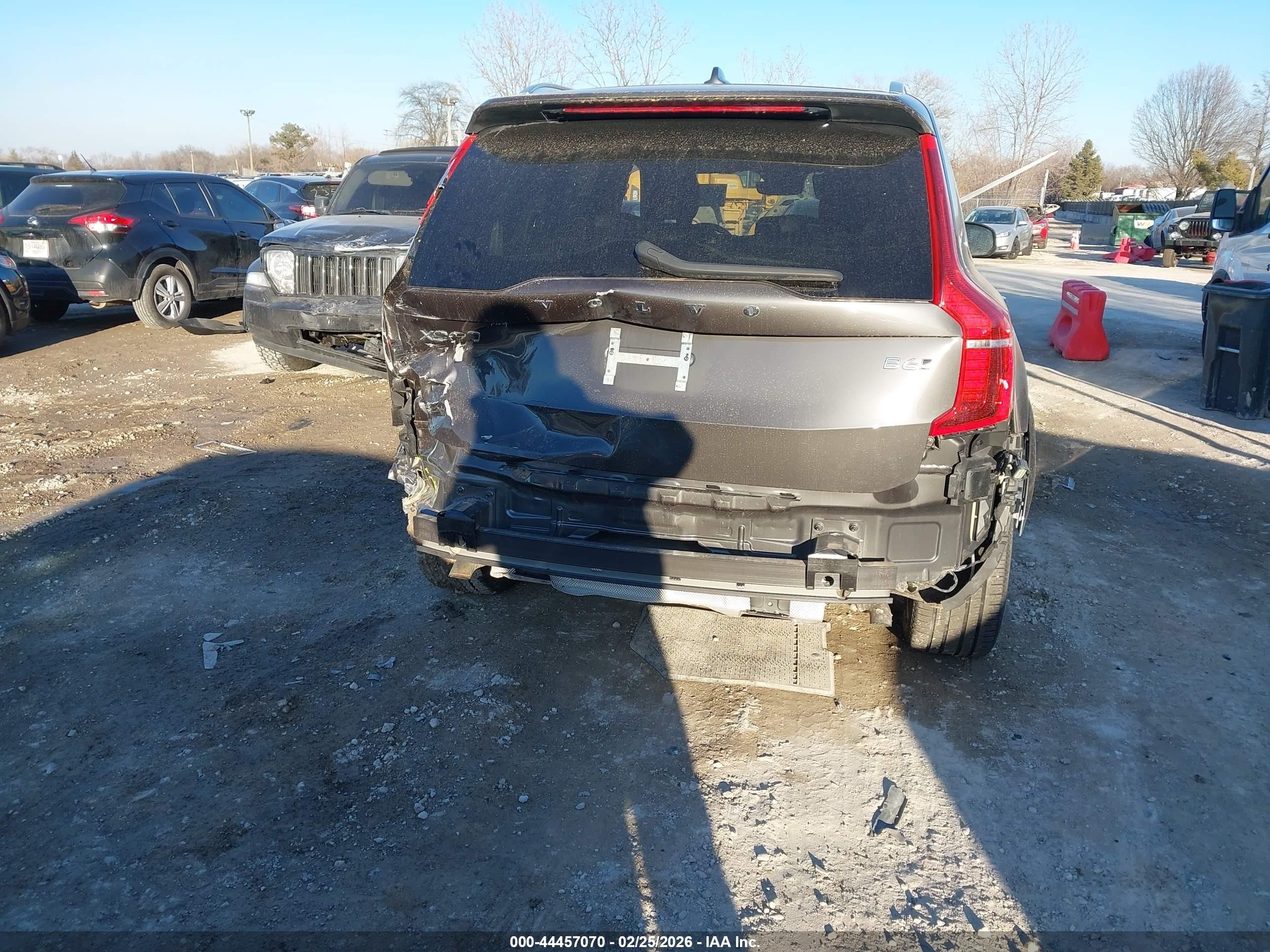 2024 Volvo Xc90 B6 Ultimate Bright Theme 6-seater Black vin: YV4062JF8R1160189