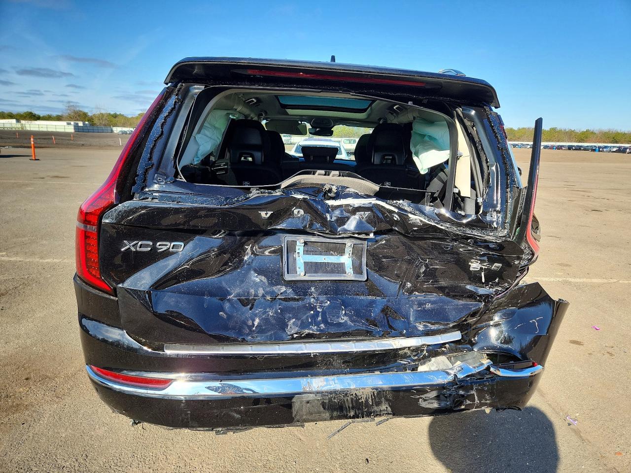 2025 Volvo Xc90 Plus Black vin: YV4062PB5S1363230