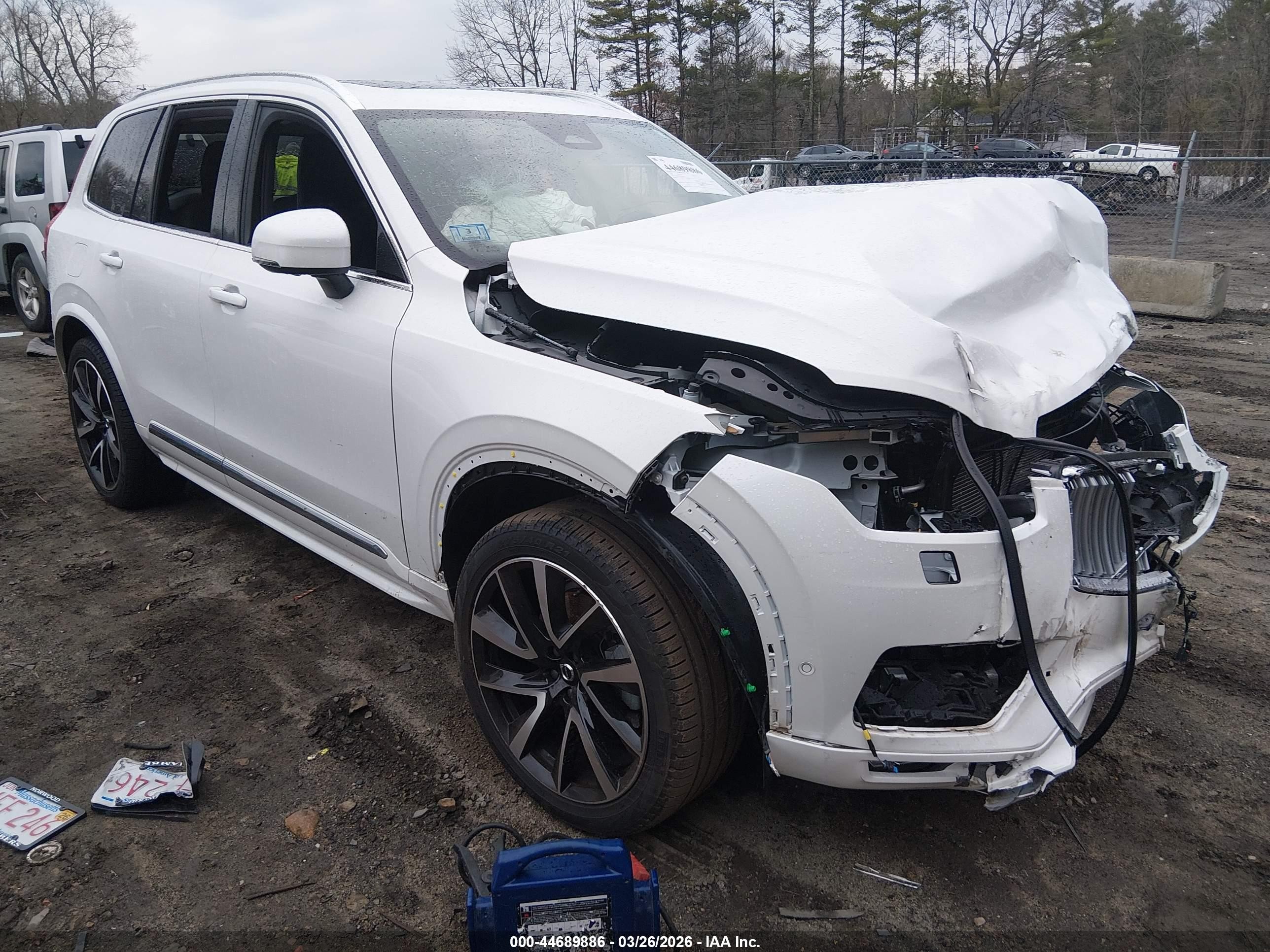 2024 Volvo Xc90 B6 Plus Bright Theme 7-seater White vin: YV4062PE2R1196541
