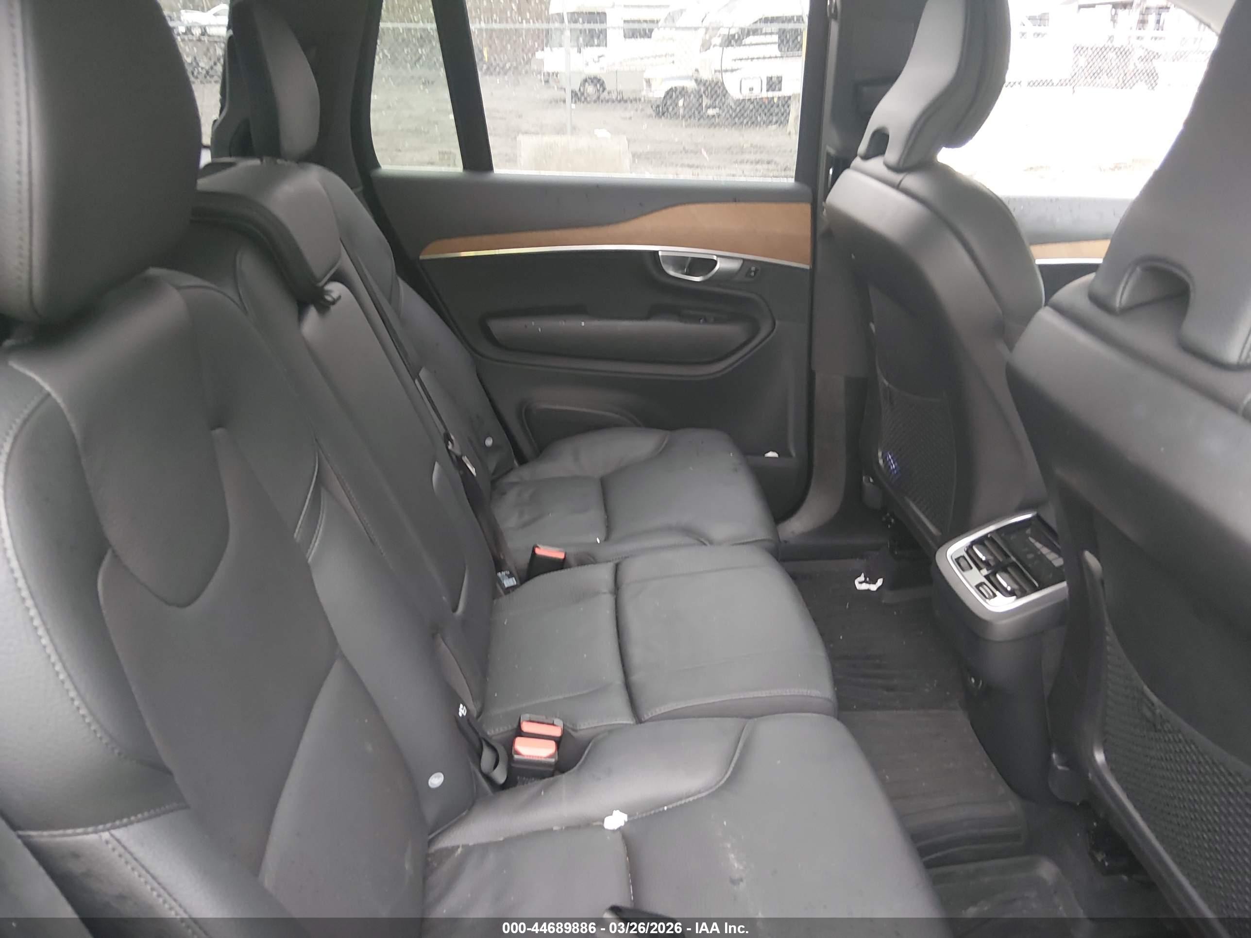 2024 Volvo Xc90 B6 Plus Bright Theme 7-seater White vin: YV4062PE2R1196541