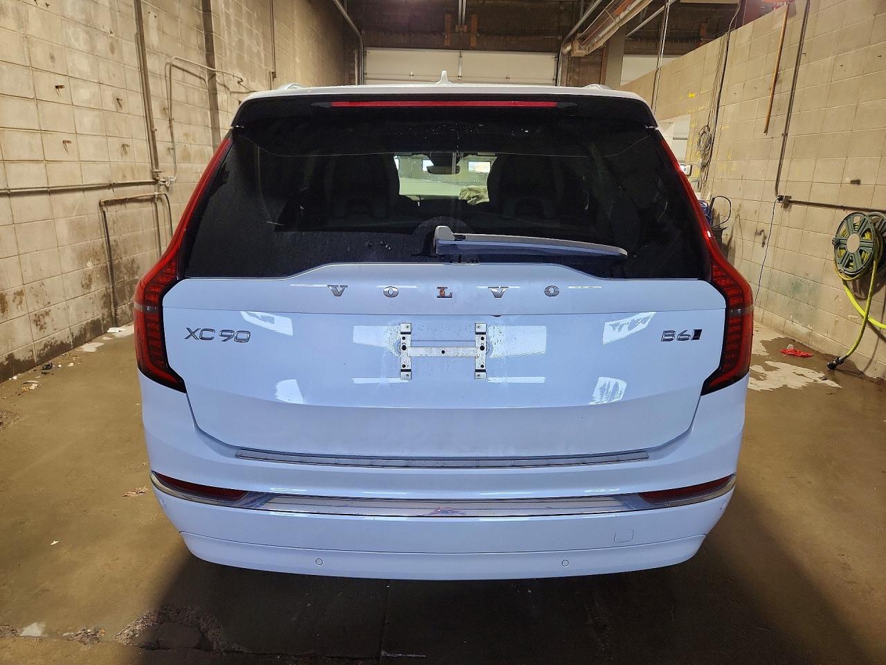 2026 Volvo Xc90 Plus White vin: YV4062PE4T1509368