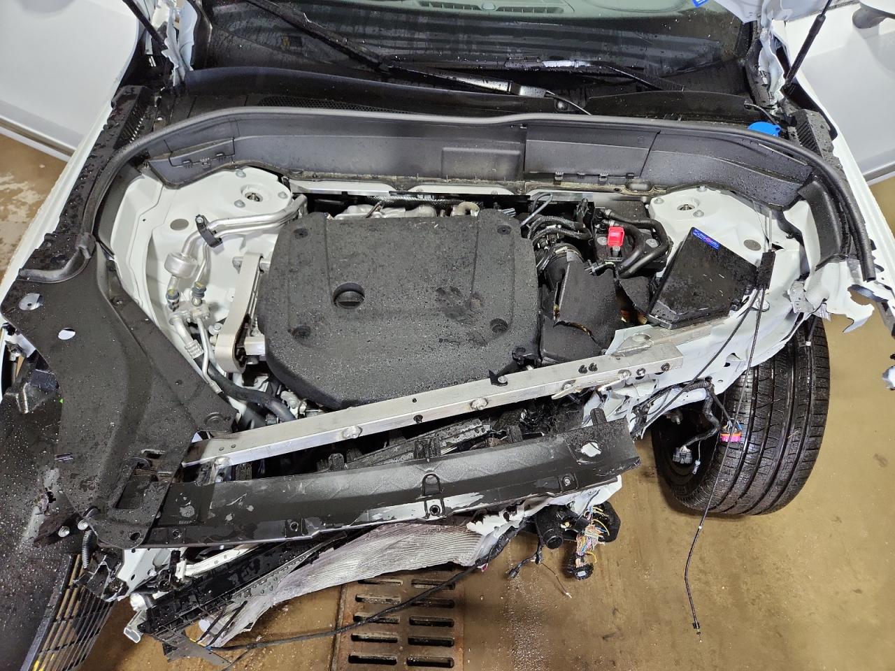 2026 Volvo Xc90 Plus White vin: YV4062PE4T1509368 Damage: Core Support, Broken, Replacement Required