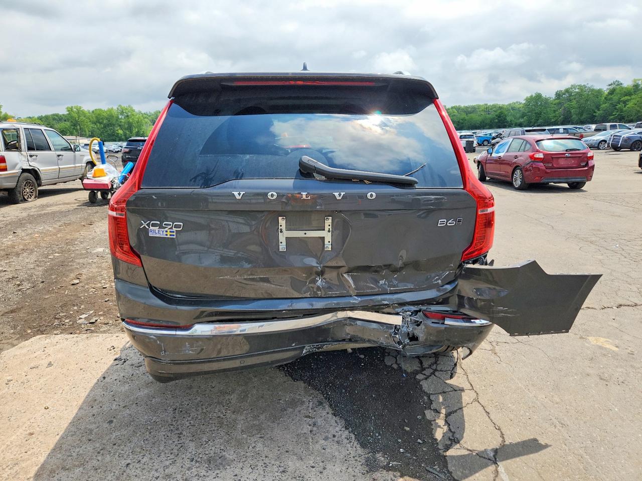 2024 Volvo Xc90 Plus Charcoal vin: YV4062PE6R1204723