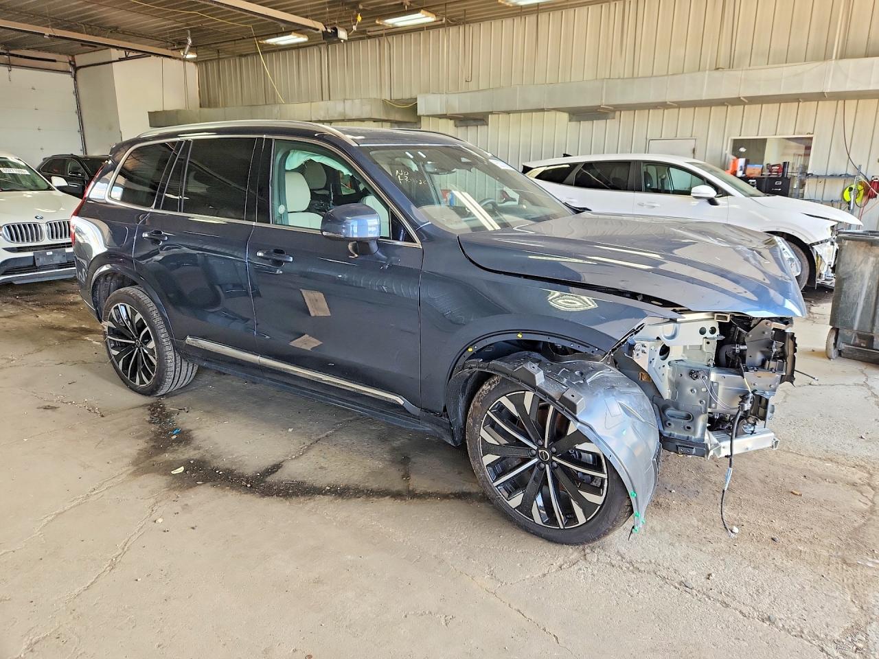 2026 Volvo Xc90 Plus Blue vin: YV4062PEXT1523694
