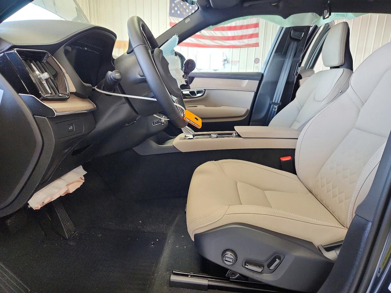 2026 Volvo Xc90 Plus Blue vin: YV4062PEXT1523694