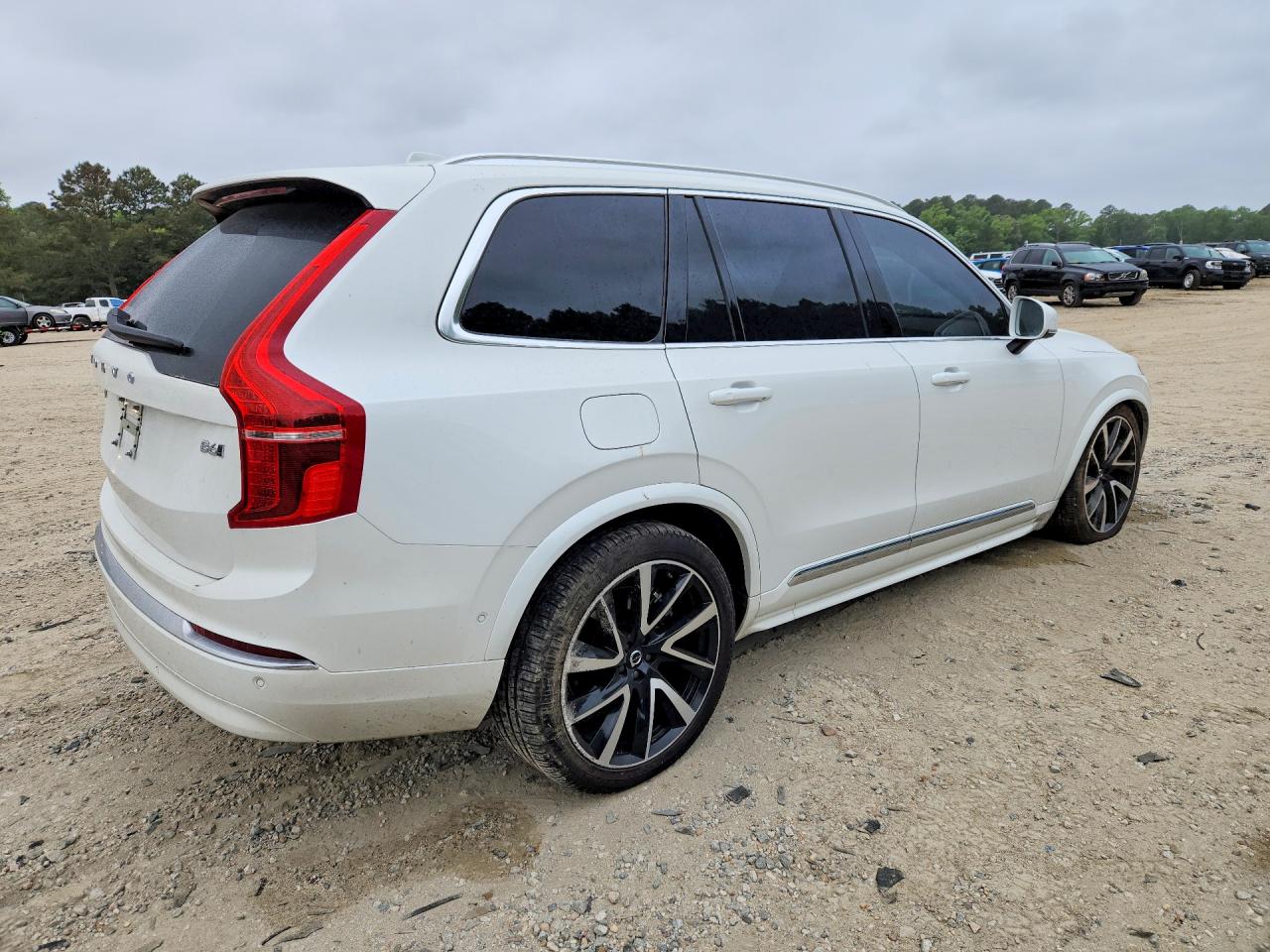 2024 Volvo Xc90 Ultimate White vin: YV4062PF0R1179343