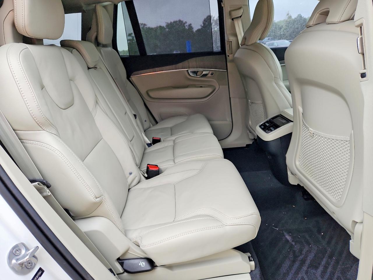 2024 Volvo Xc90 Ultimate White vin: YV4062PF0R1179343