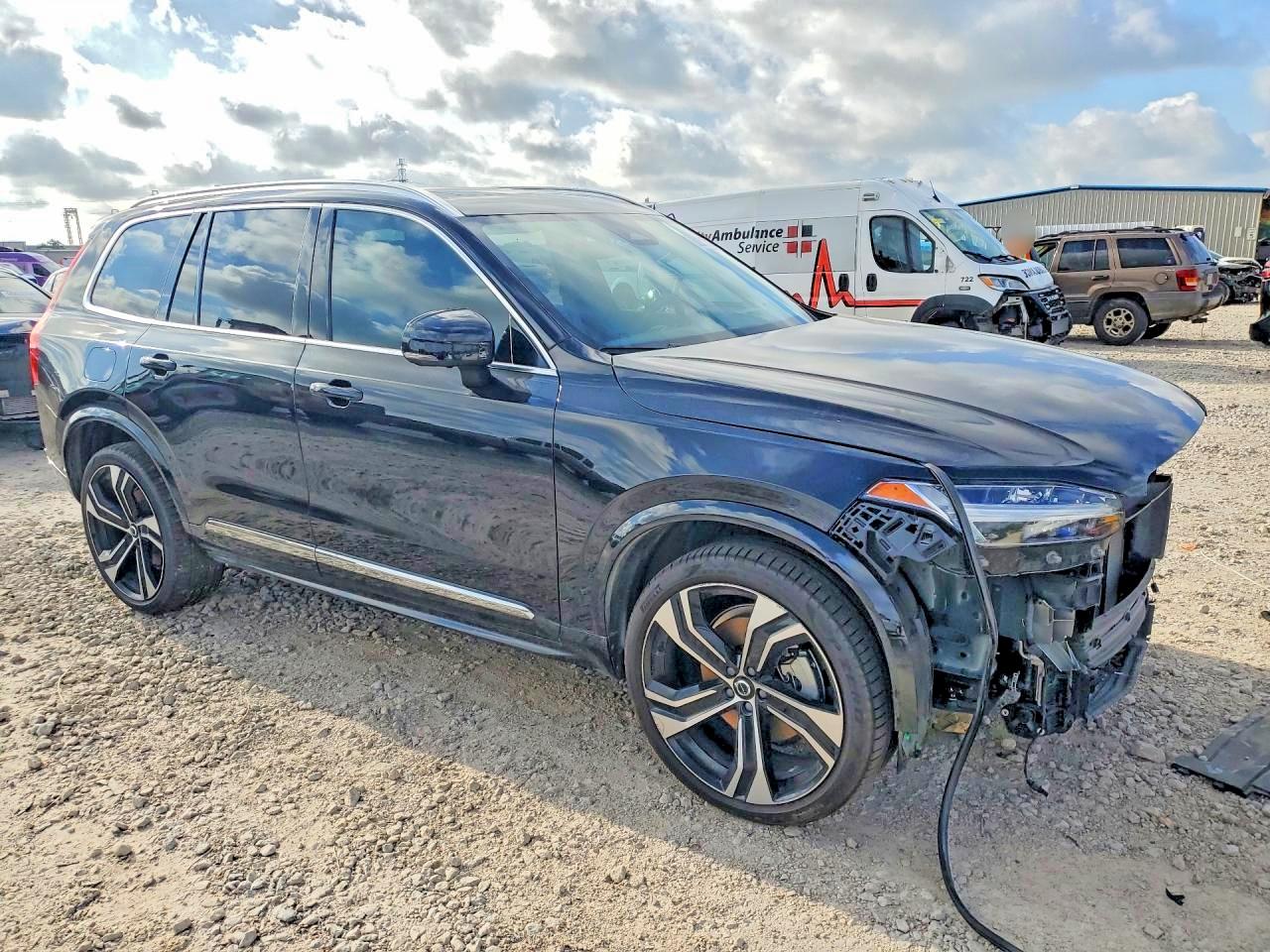 2024 Volvo Xc90 Ultimate Gray vin: YV4062PF5R1173862