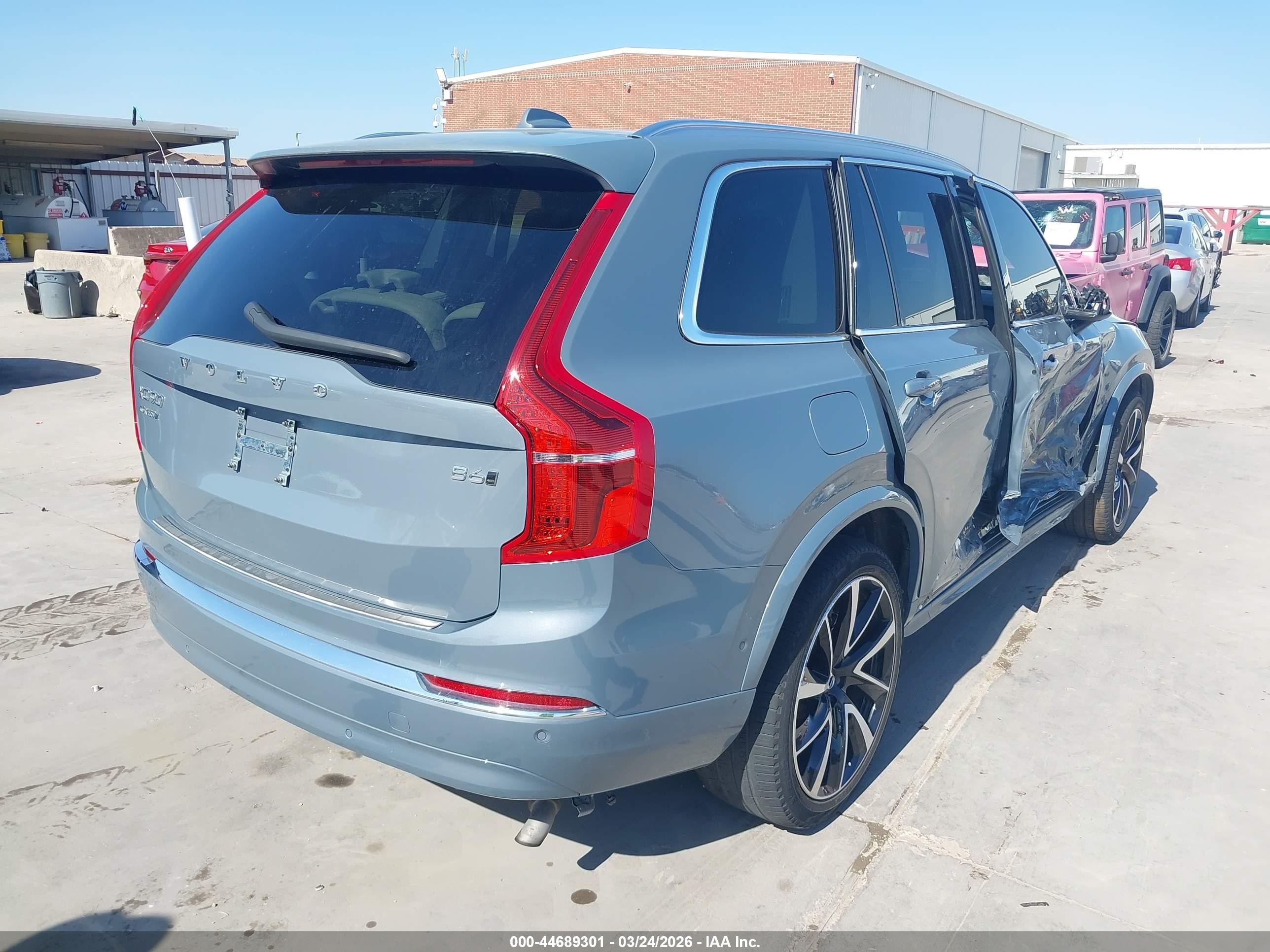 2023 Volvo Xc90 B6 Plus 7-seater Gray vin: YV4062PN3P1922629