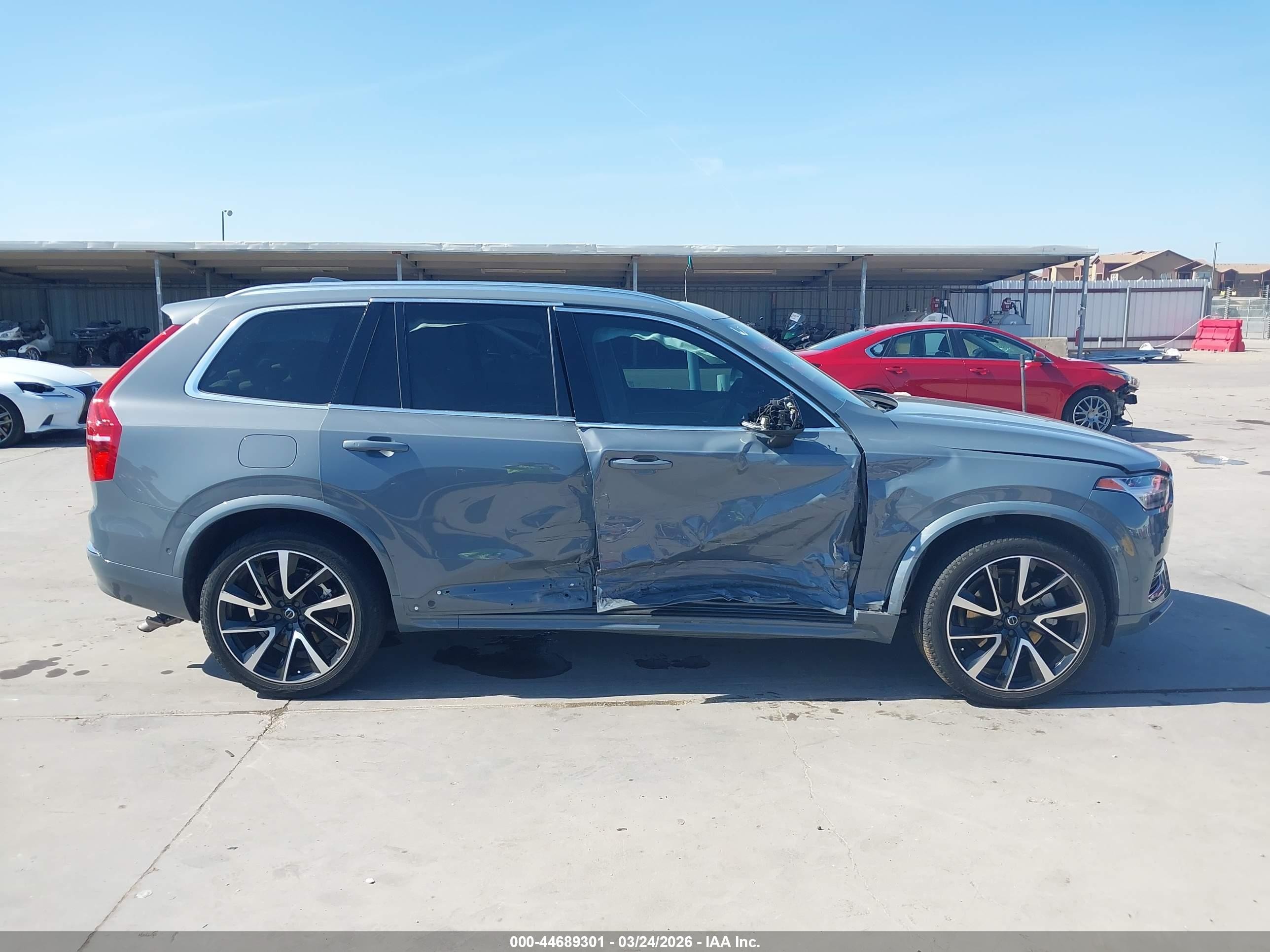 2023 Volvo Xc90 B6 Plus 7-seater Gray vin: YV4062PN3P1922629