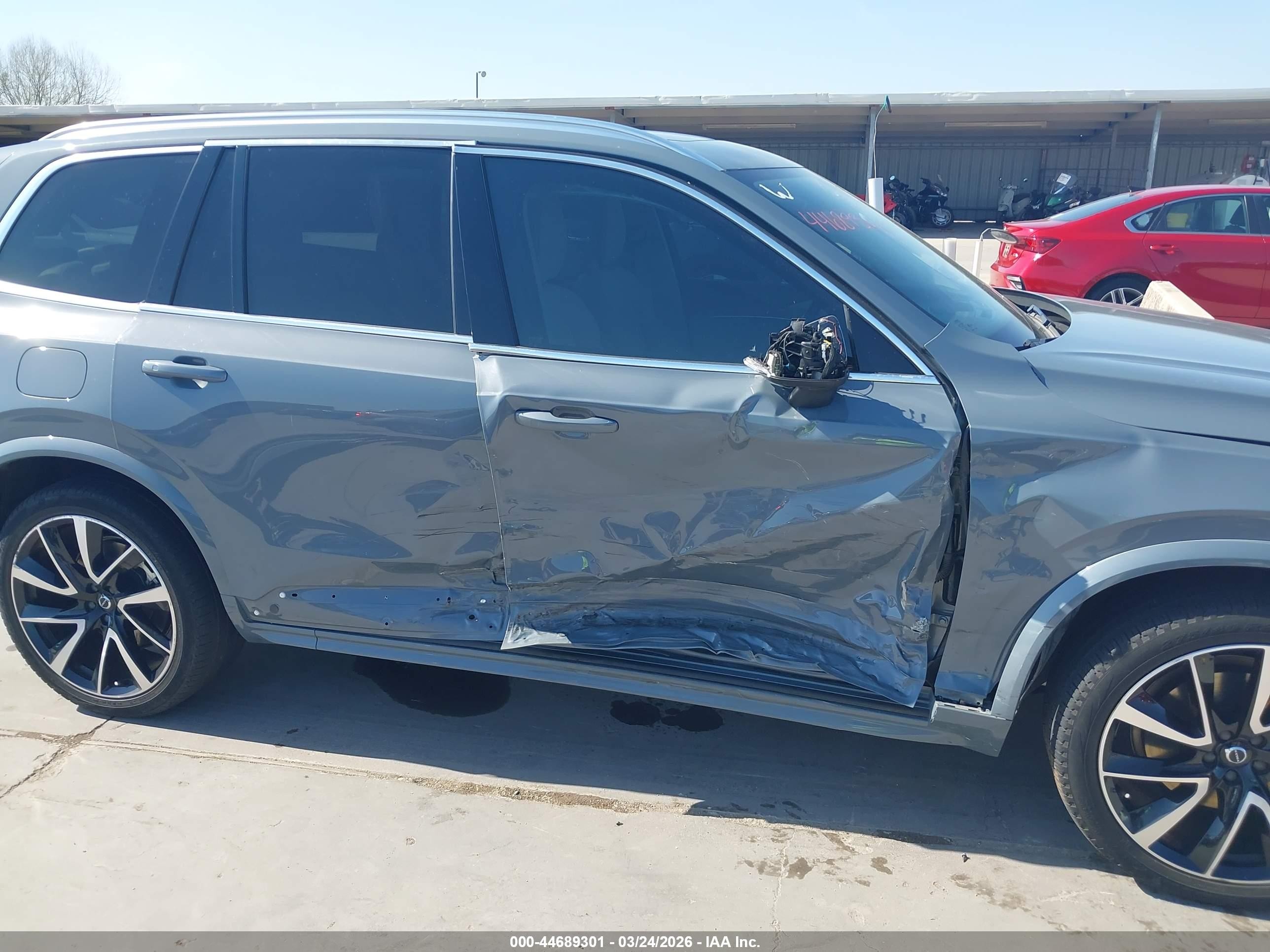 2023 Volvo Xc90 B6 Plus 7-seater Gray vin: YV4062PN3P1922629