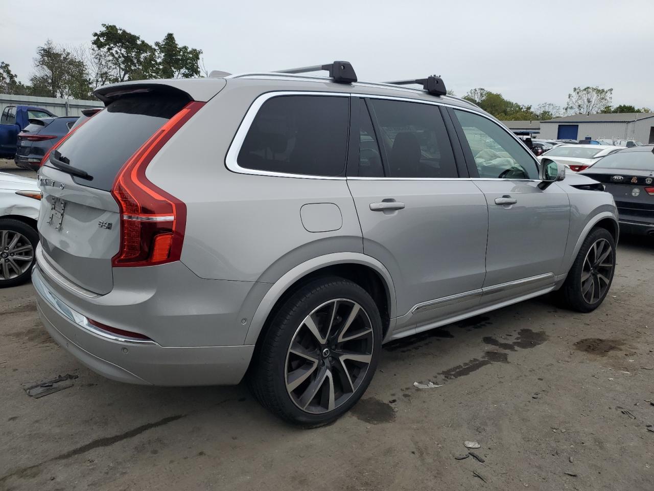2023 Volvo Xc90 Plus Silver vin: YV4062PN8P1977402