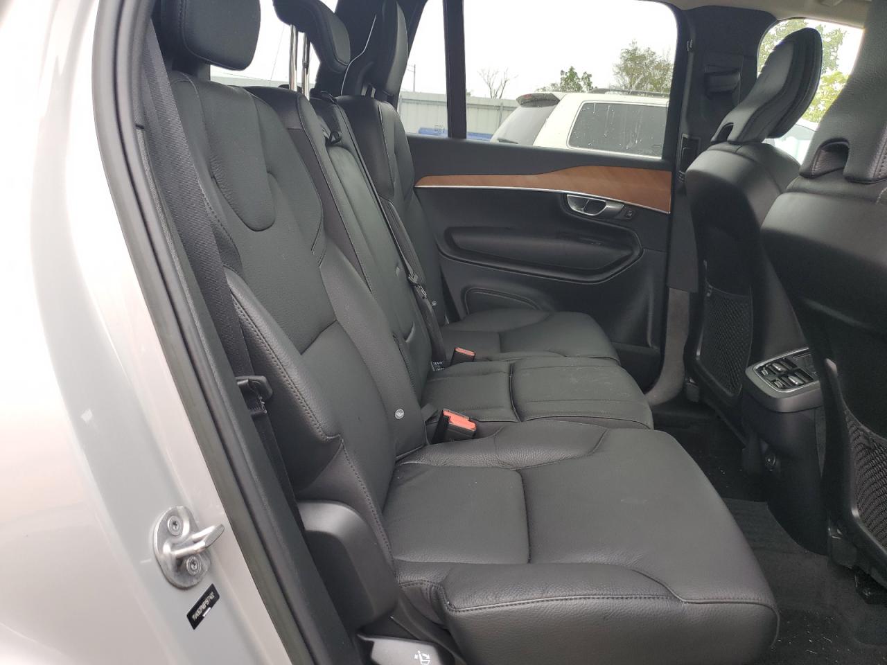2023 Volvo Xc90 Plus Silver vin: YV4062PN8P1977402