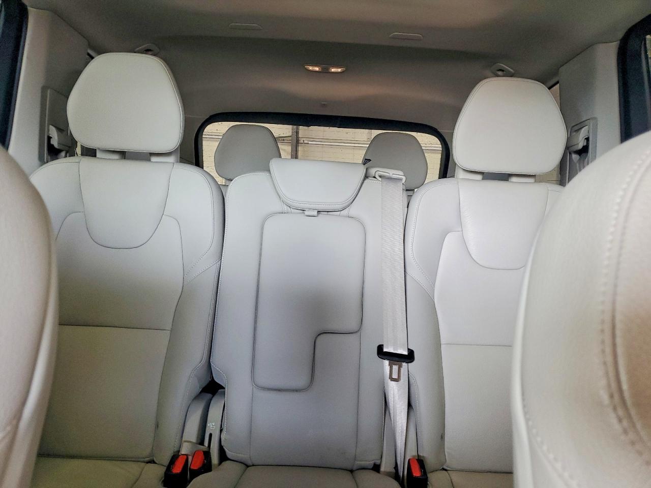 2023 Volvo Xc90 Core Cream vin: YV4062PV6P1939148