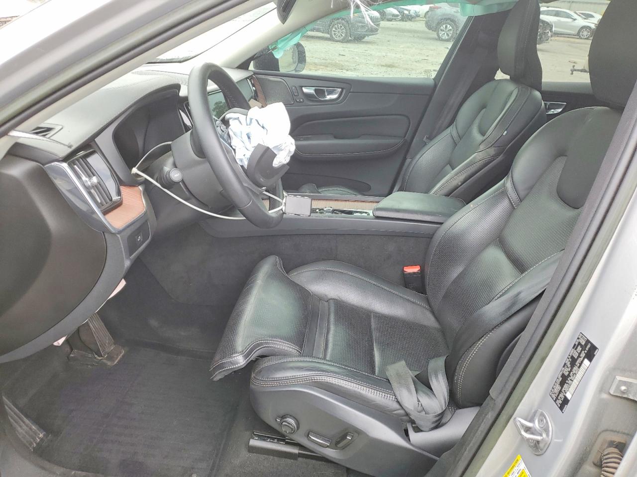 2023 Volvo Xc60 Ultimate Silver vin: YV4062RX6P1277005