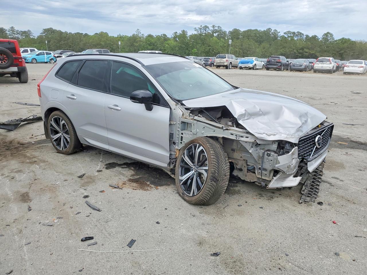 2023 Volvo Xc60 Ultimate Silver vin: YV4062RX6P1277005