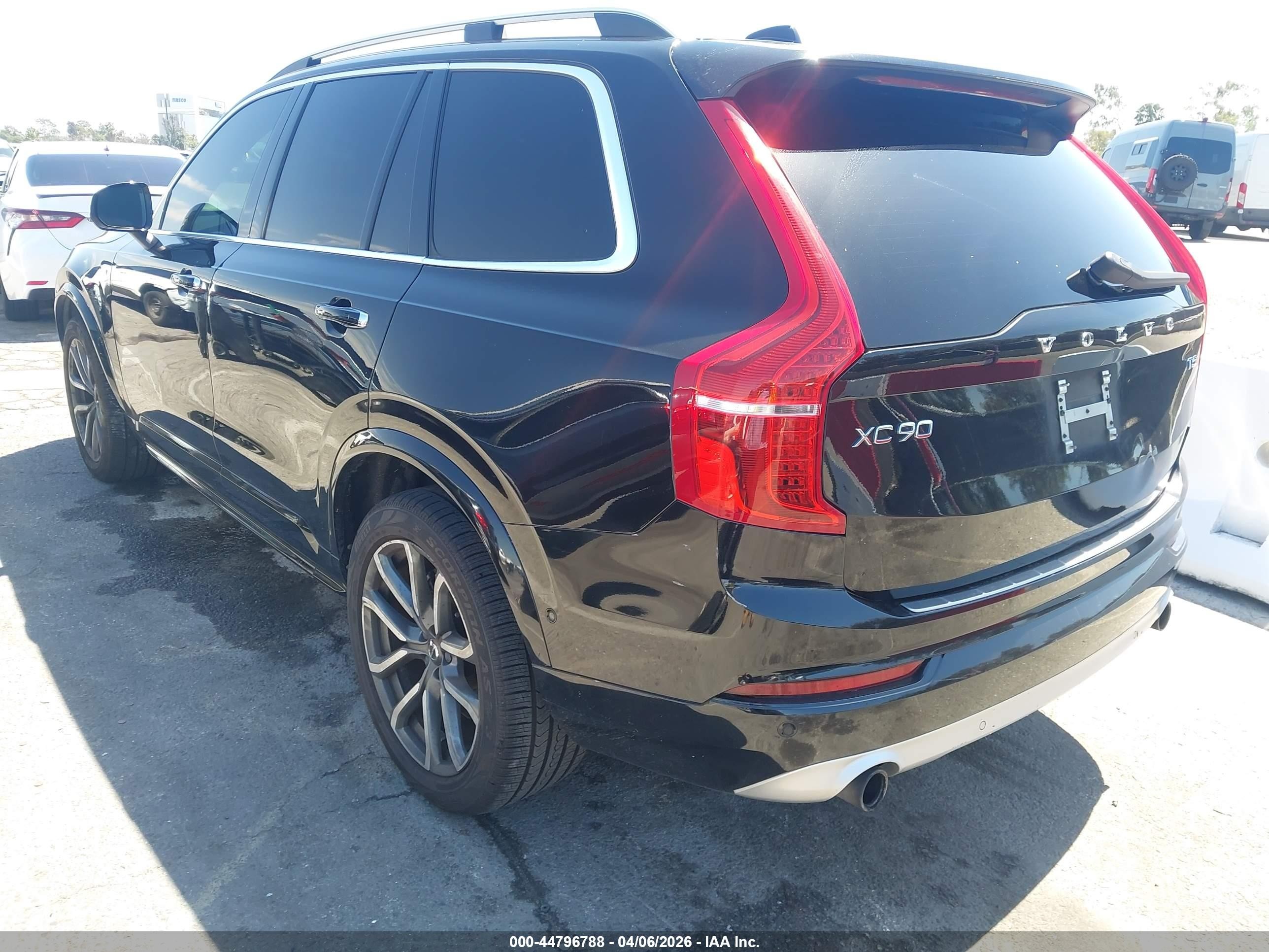 2019 Volvo Xc90 T5 Momentum Black vin: YV4102CK6K1506360