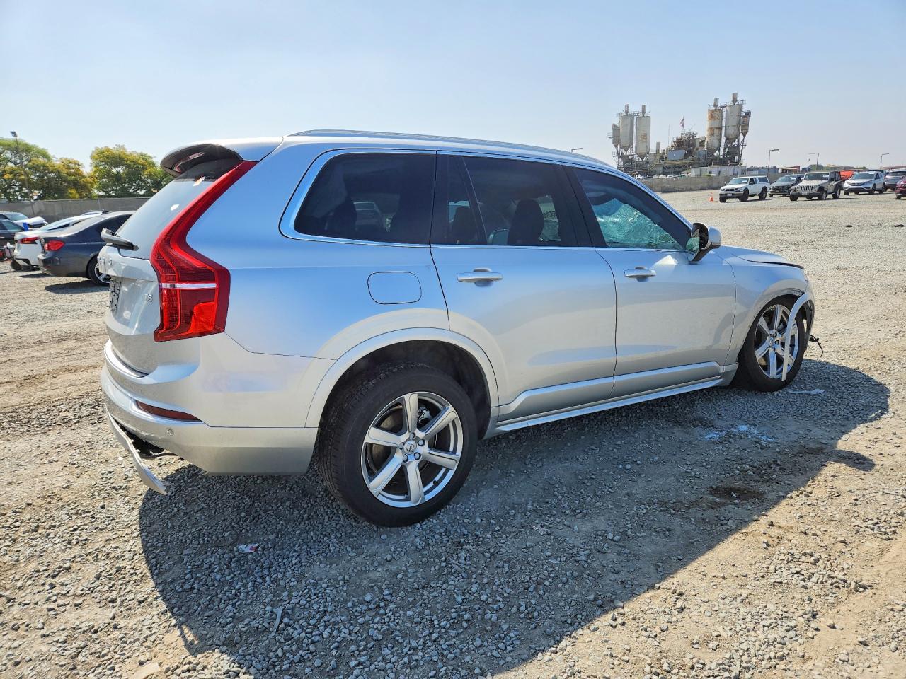2021 Volvo Xc90 T5 Momentum Silver vin: YV4102CKXM1751746
