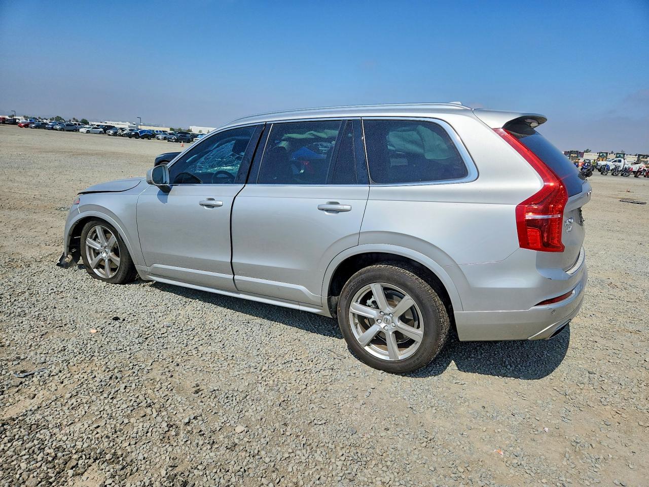 2021 Volvo Xc90 T5 Momentum Silver vin: YV4102CKXM1751746
