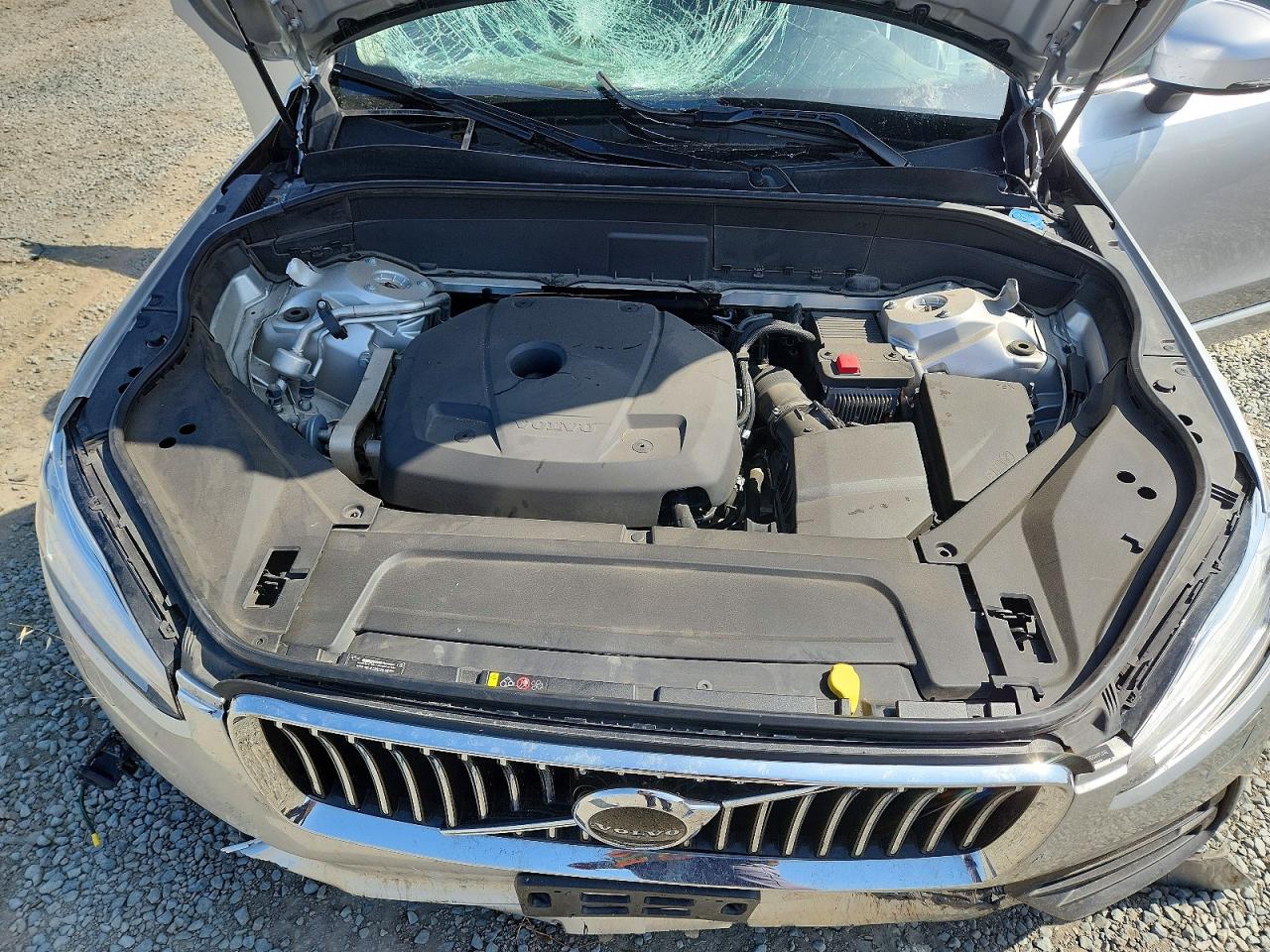 2021 Volvo Xc90 T5 Momentum Silver vin: YV4102CKXM1751746