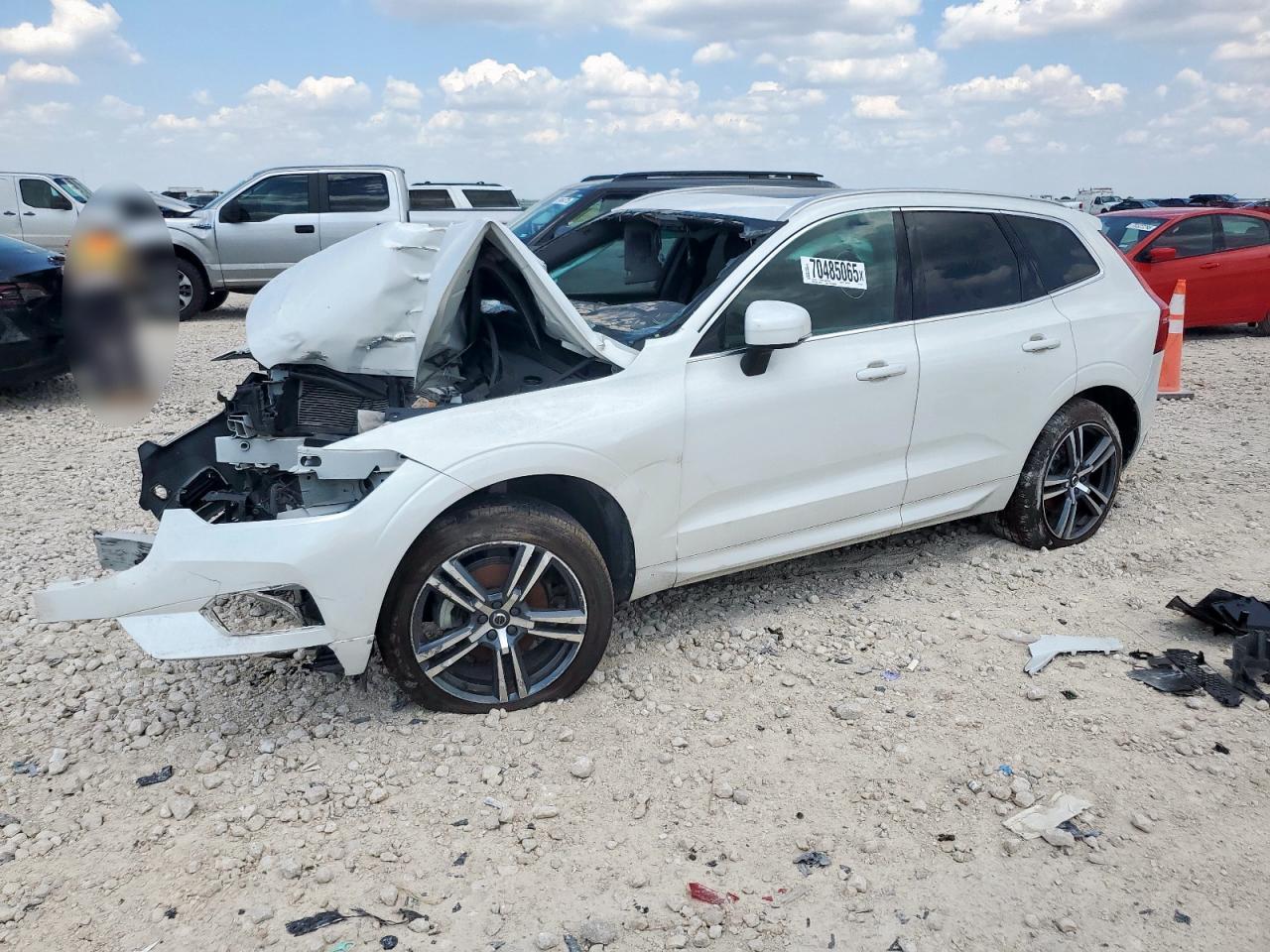 2021 Volvo Xc60 T5 Momentum White vin: YV4102DK3M1840279