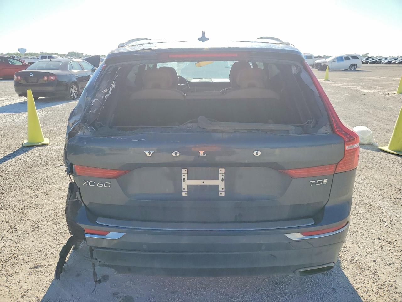 2020 Volvo Xc60 T5 Inscription Gray vin: YV4102DL3L1424336