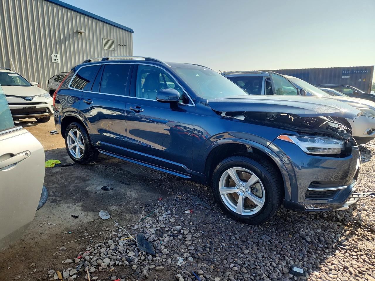 2018 Volvo Xc90 T5 Blue vin: YV4102PK5J1385569