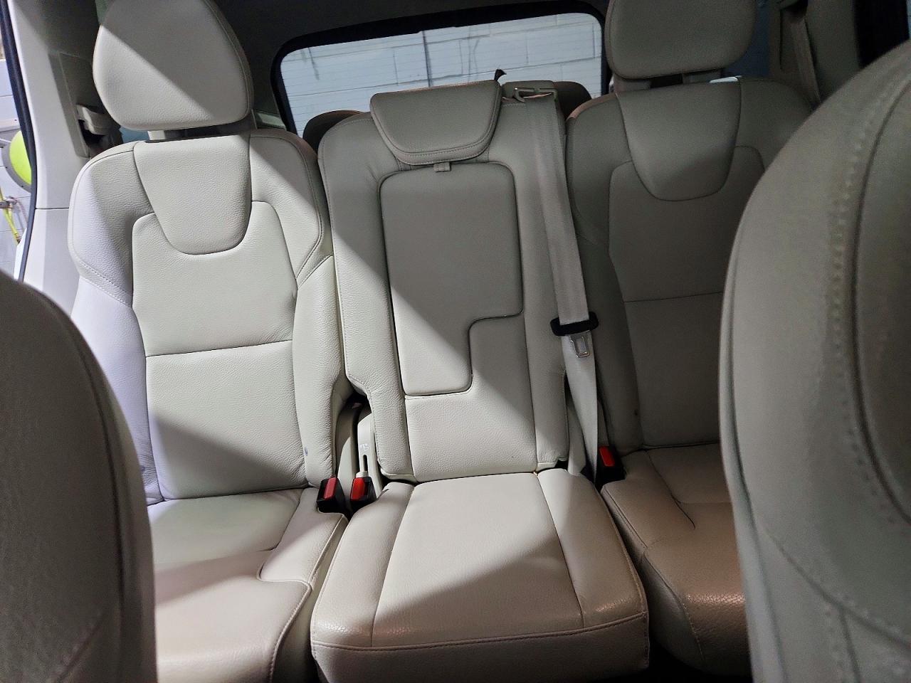 2020 Volvo Xc90 T5 Momentum Белый vin: YV4102PK5L1586987