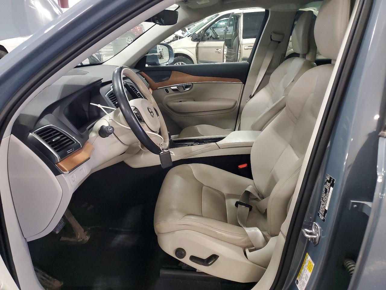 2021 Volvo Xc90 T5 Momentum Gray vin: YV4102PK6M1762432