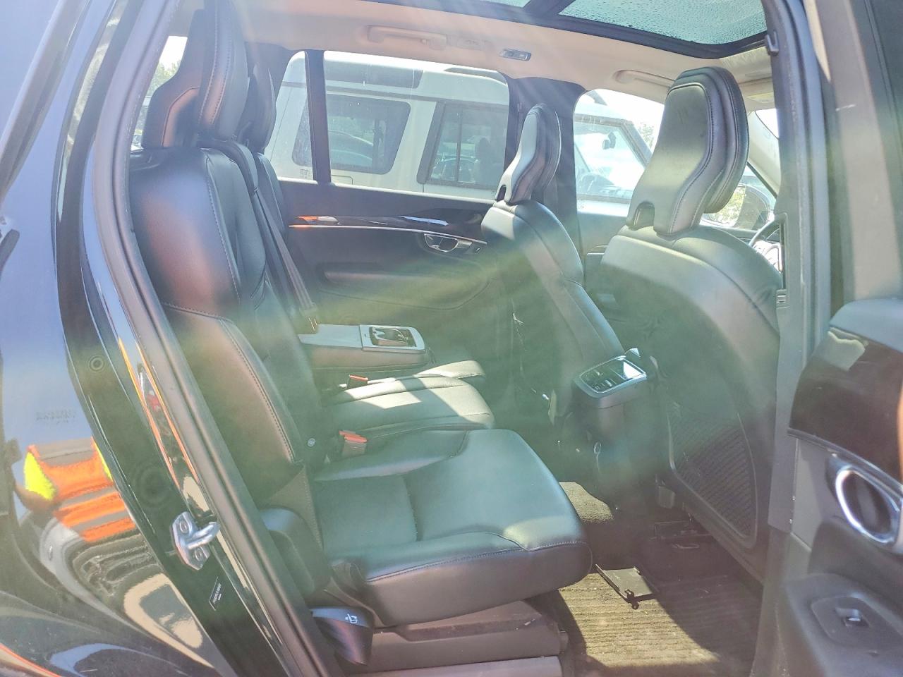 2019 Volvo Xc90 T5 Momentum Black vin: YV4102PK7K1489109