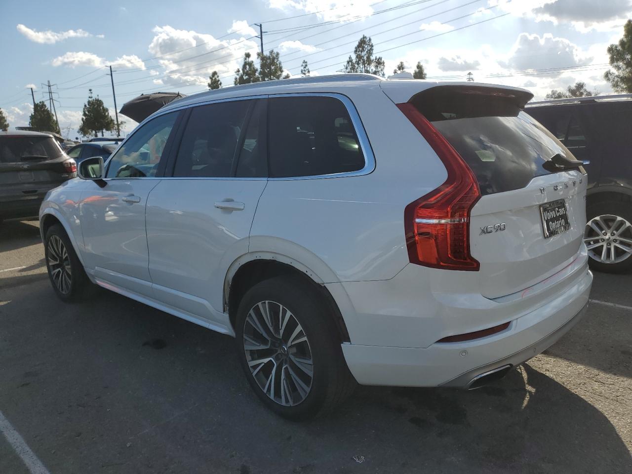 2020 Volvo Xc90 T5 Momentum Белый vin: YV4102PK8L1568533