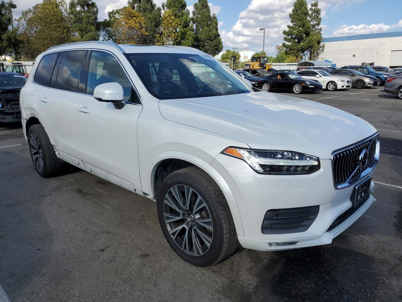 2020 Volvo Xc90 T5 Momentum Белый vin: YV4102PK8L1568533