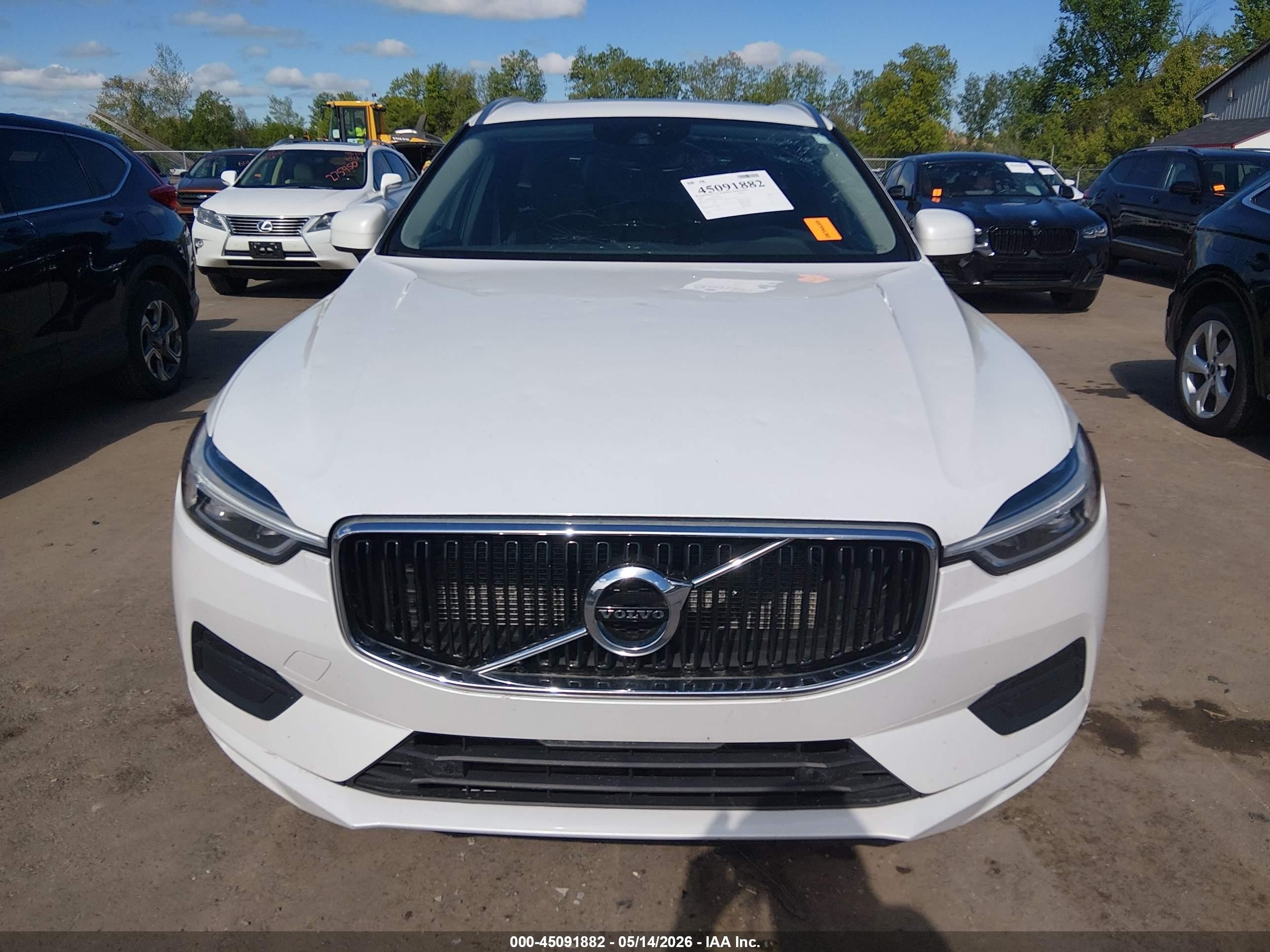 2021 Volvo Xc60 T5 Momentum White vin: YV4102RK1M1696269
