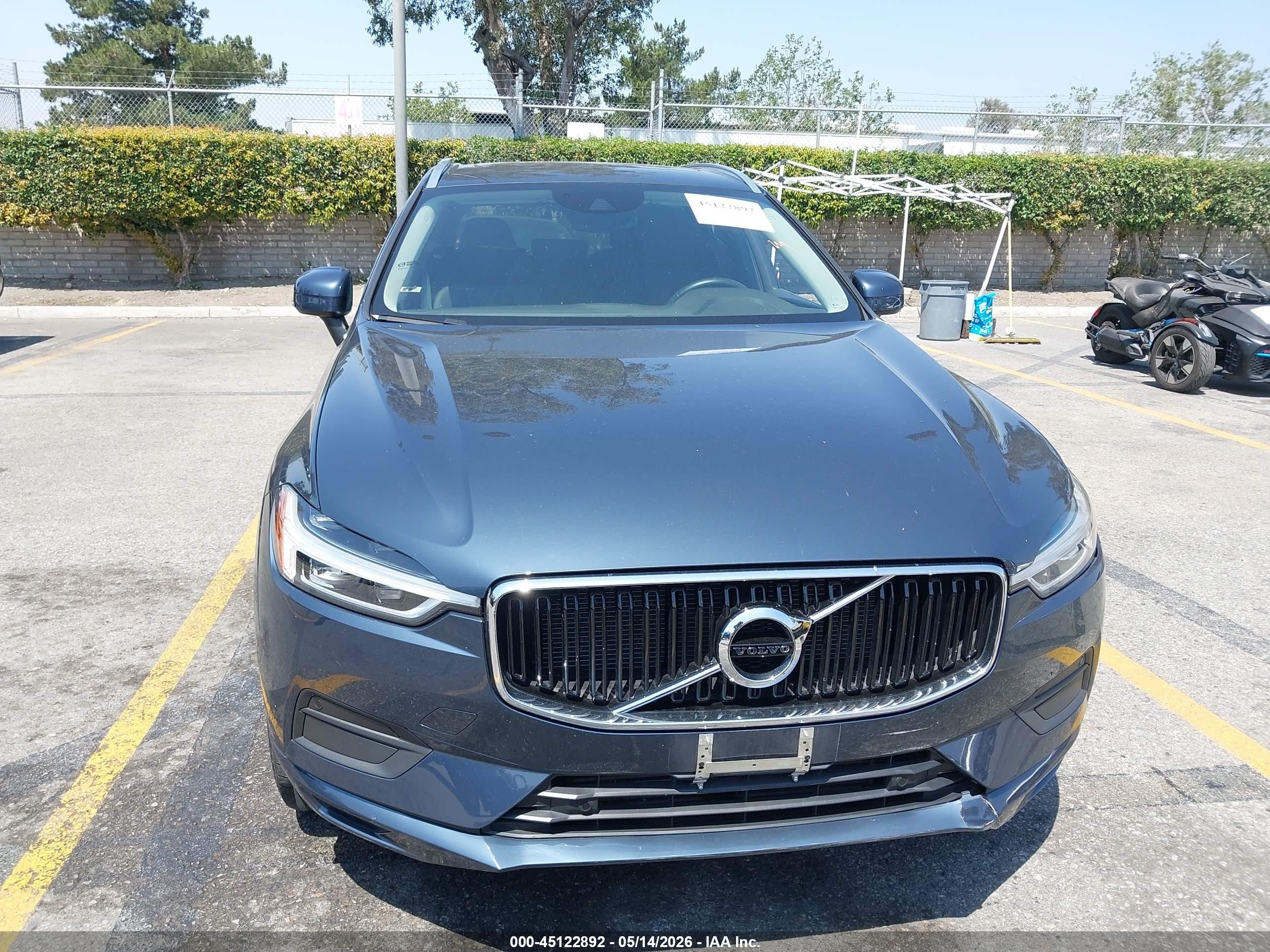 2020 Volvo Xc60 T5 Momentum Blue vin: YV4102RK2L1564880
