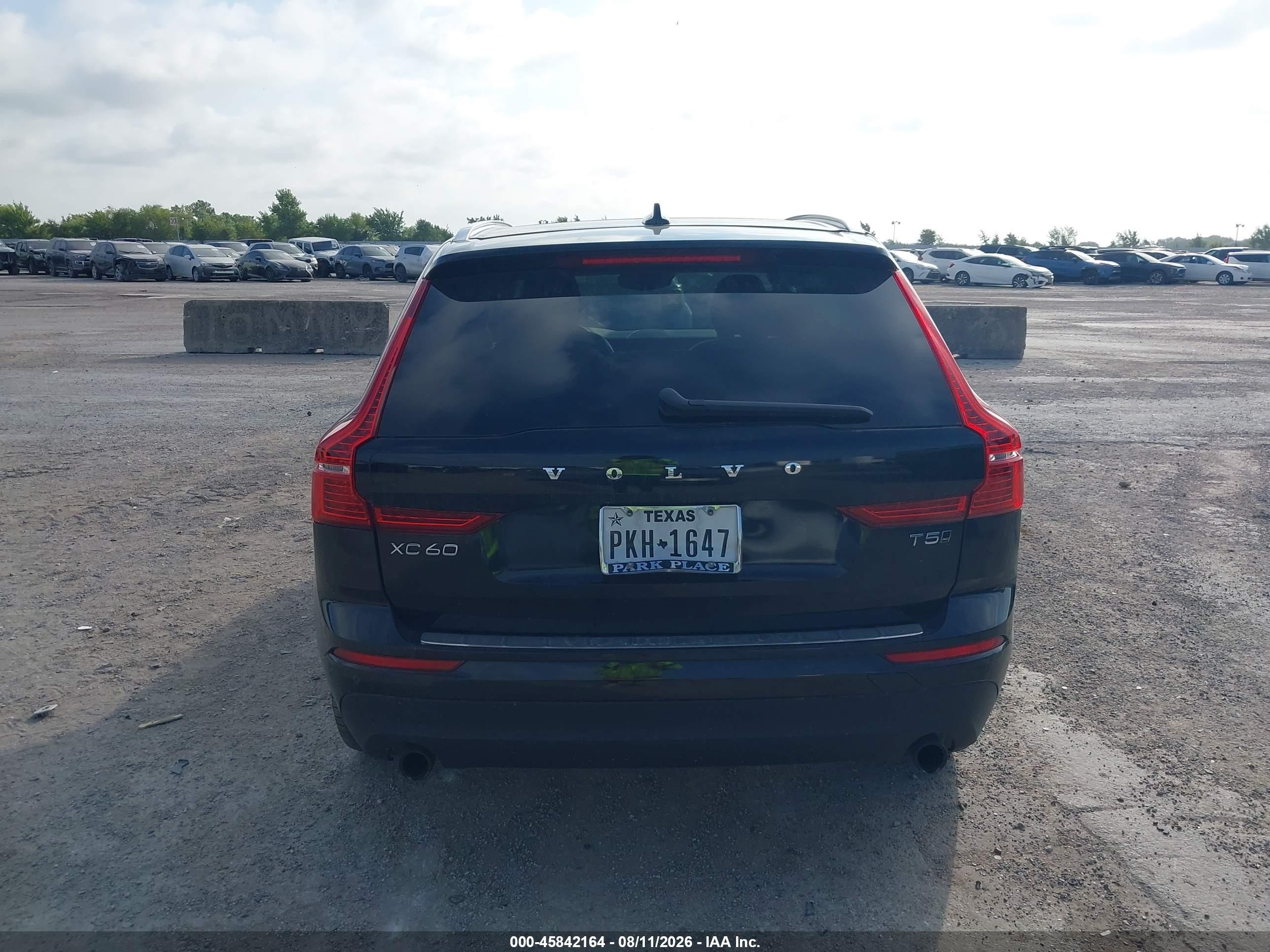 2021 Volvo Xc60 T5 Momentum Black vin: YV4102RK3M1722967