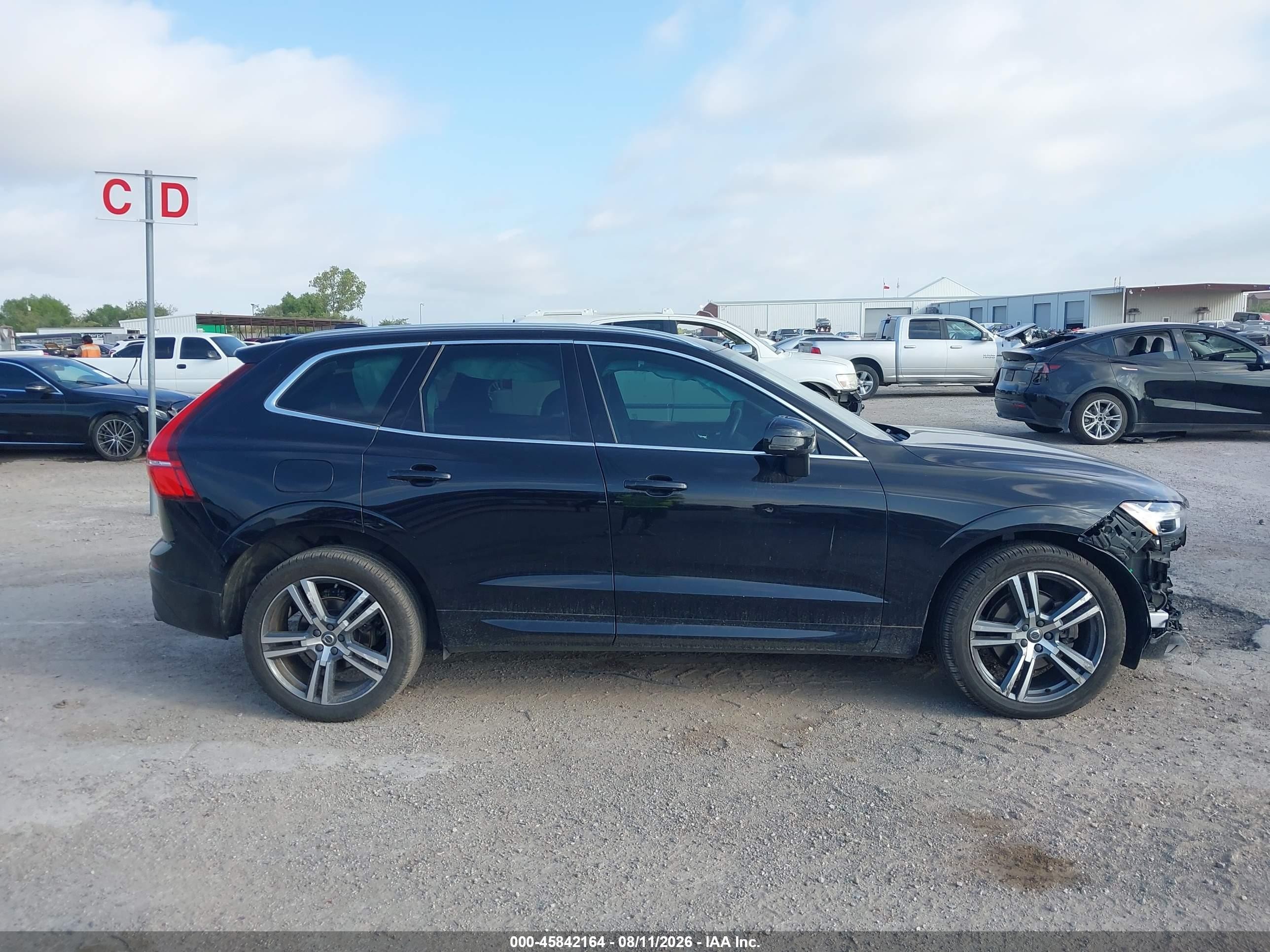 2021 Volvo Xc60 T5 Momentum Black vin: YV4102RK3M1722967