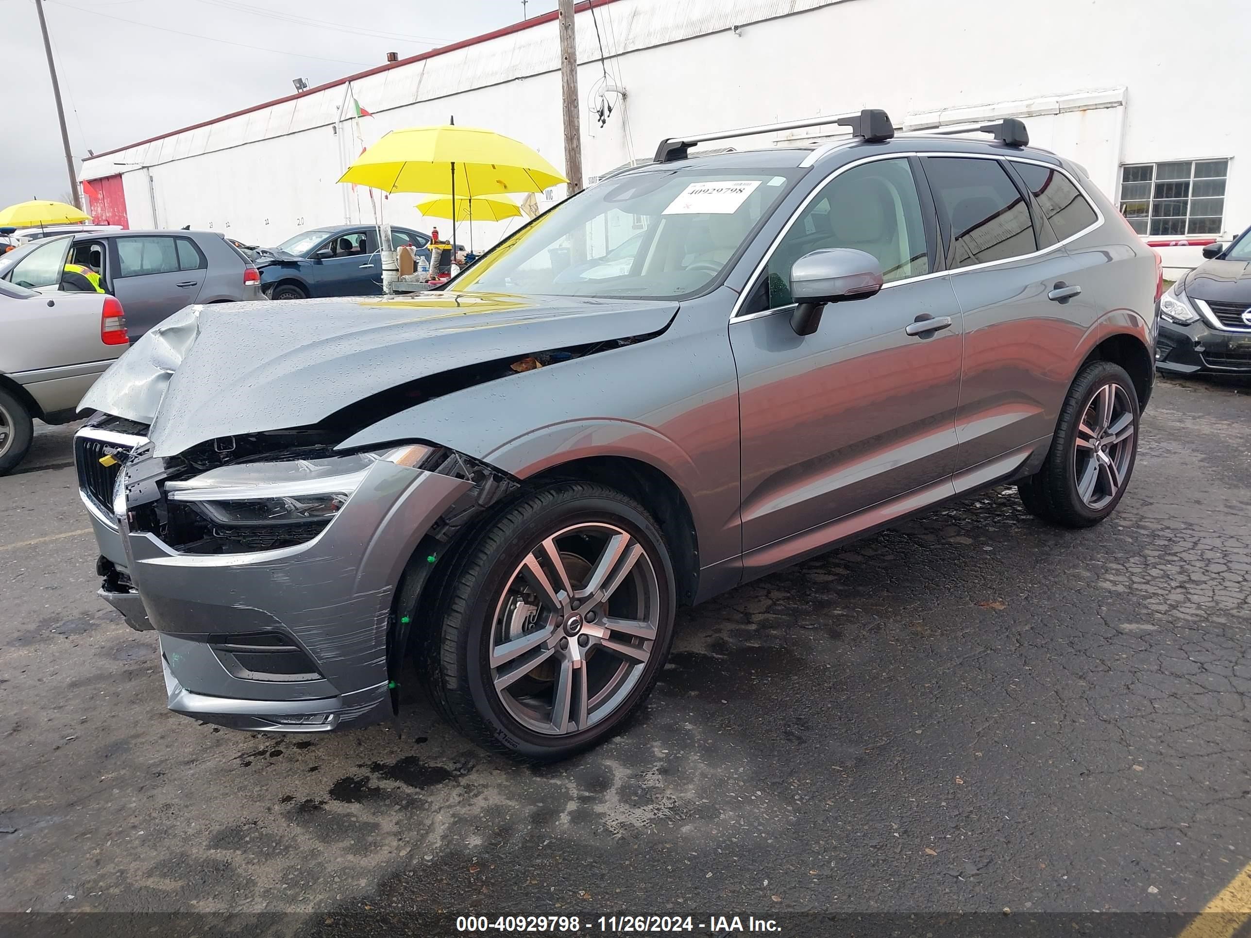 2021 Volvo Xc60 T5 Momentum Gray vin: YV4102RK3M1810644