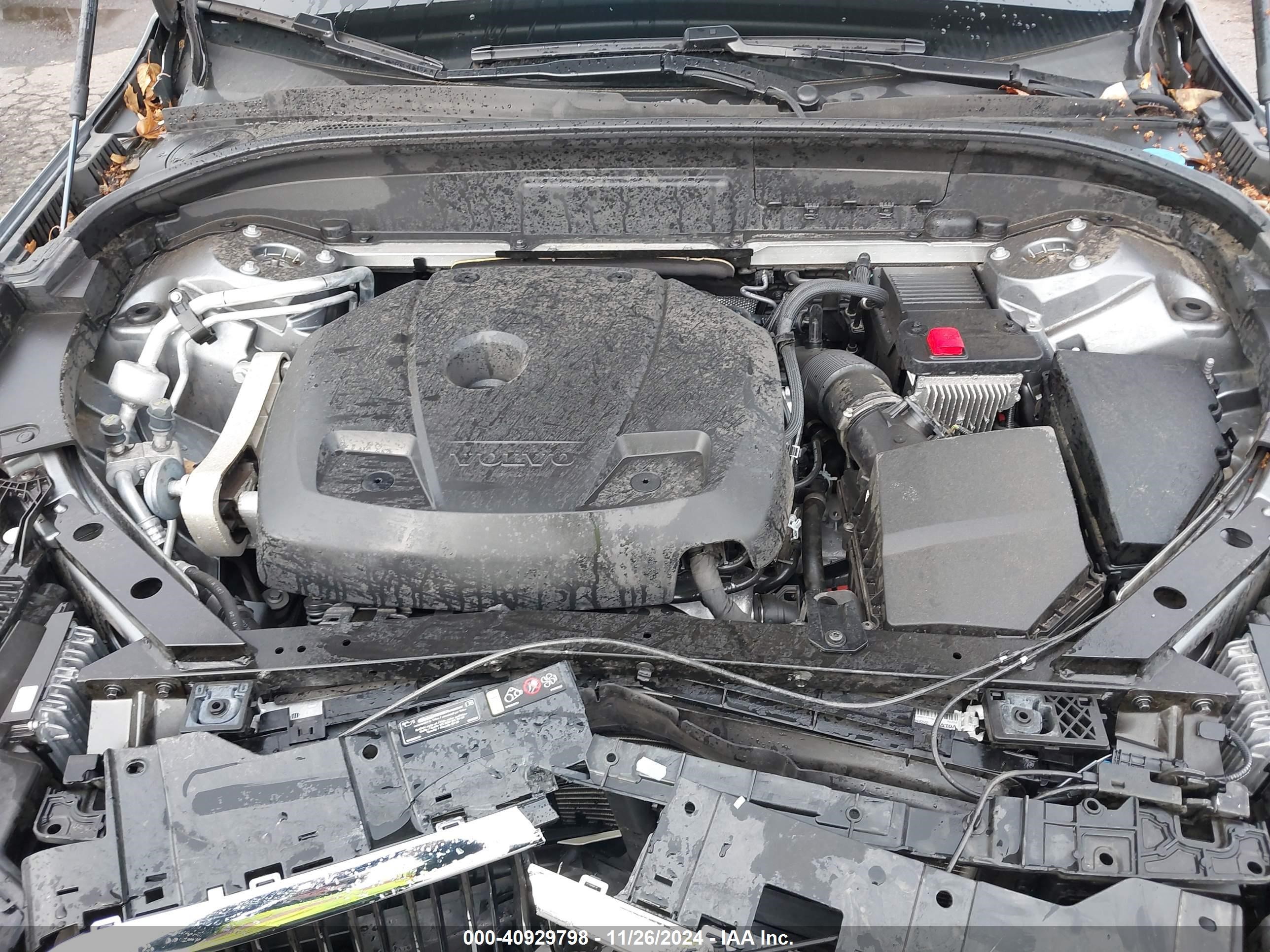 2021 Volvo Xc60 T5 Momentum Gray vin: YV4102RK3M1810644