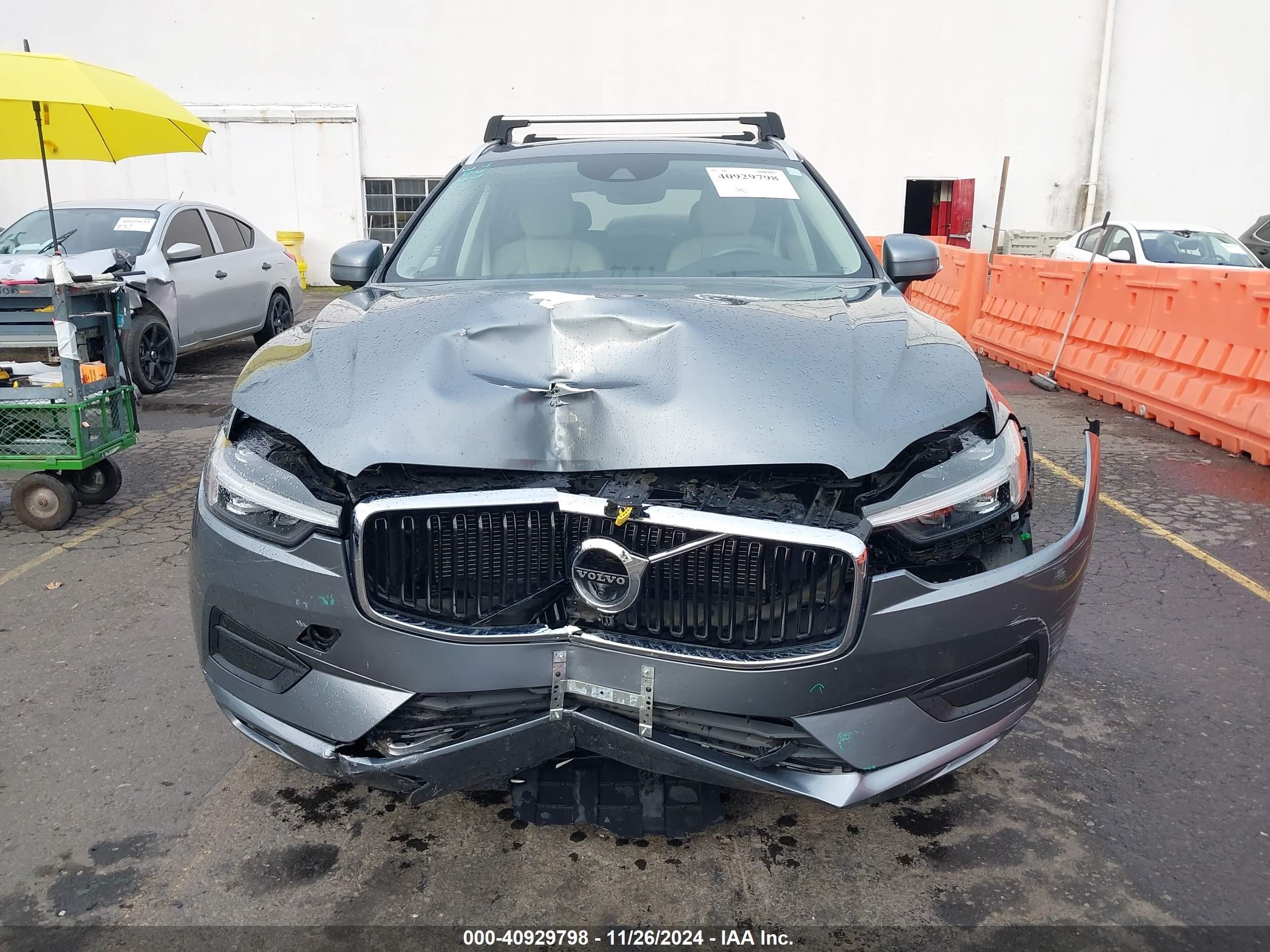 2021 Volvo Xc60 T5 Momentum Gray vin: YV4102RK3M1810644