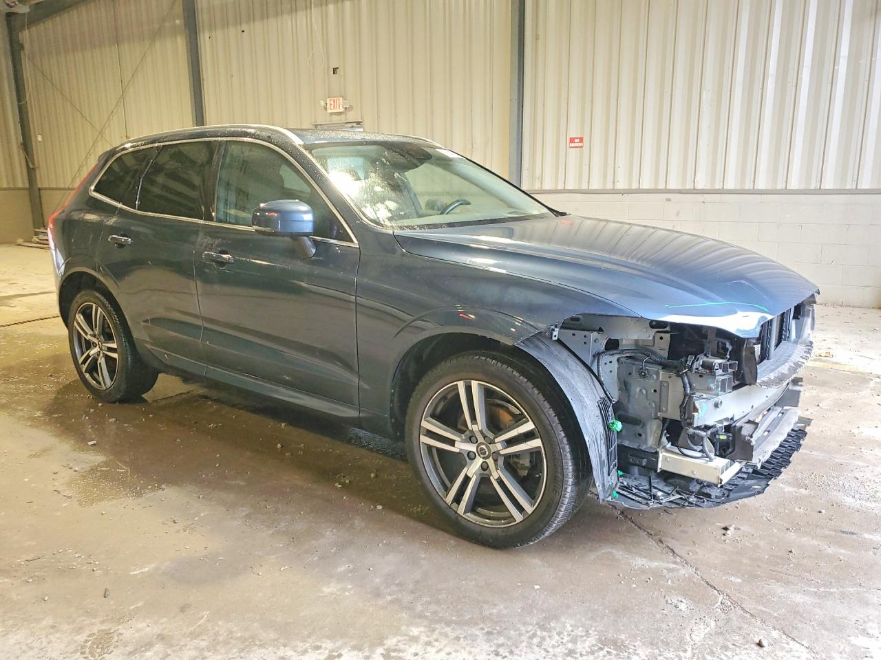 2021 Volvo Xc60 T5 Momentum Синий vin: YV4102RK5M1747885