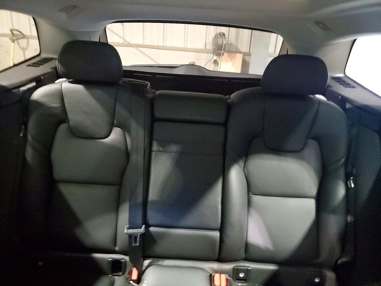 2021 Volvo Xc60 T5 Momentum Синий vin: YV4102RK5M1747885