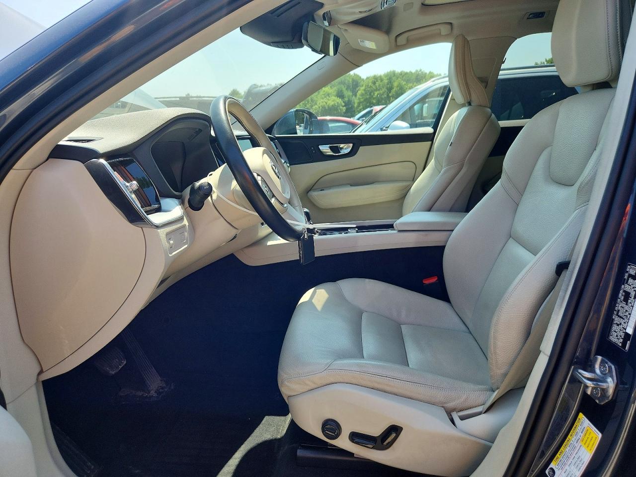 2020 Volvo Xc60 T5 Momentum Blue vin: YV4102RK6L1503970