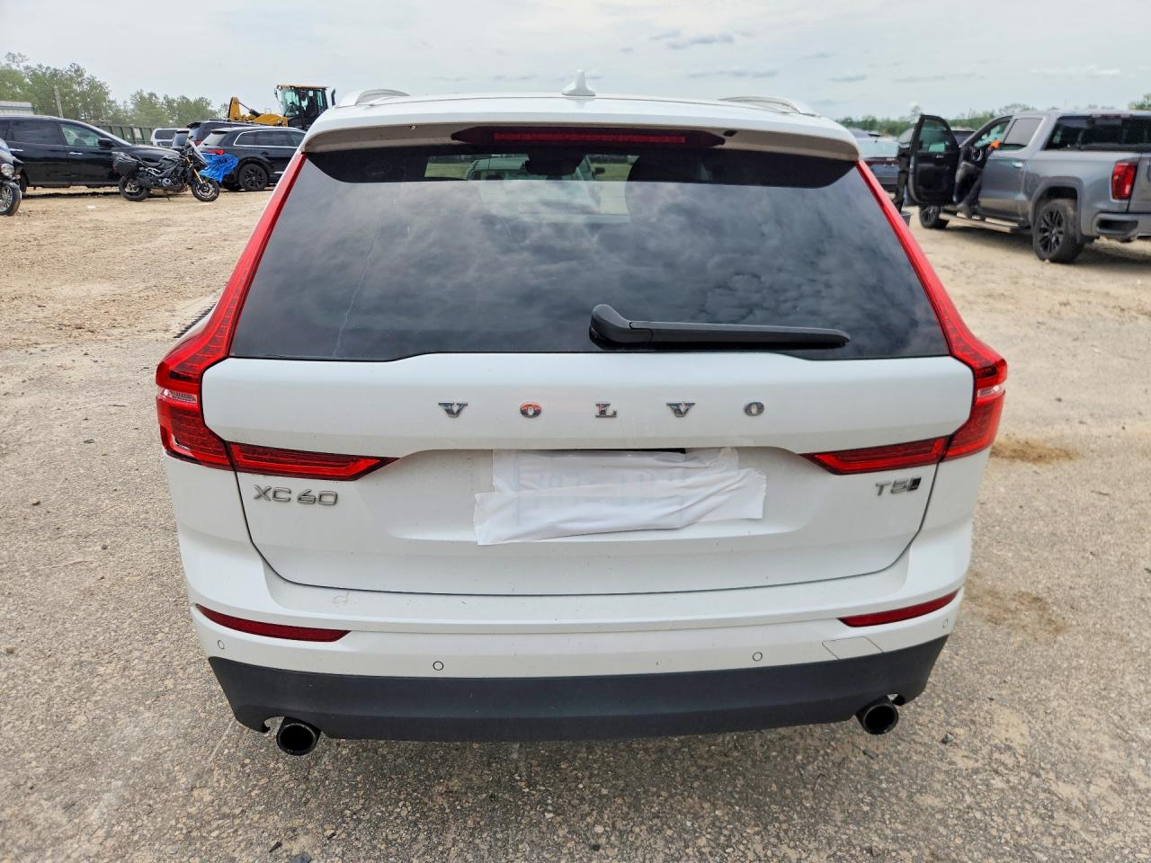 2020 Volvo Xc60 T5 Momentum White vin: YV4102RK6L1561819