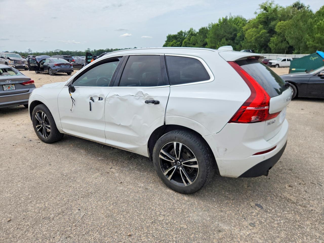 2020 Volvo Xc60 T5 Momentum White vin: YV4102RK6L1561819