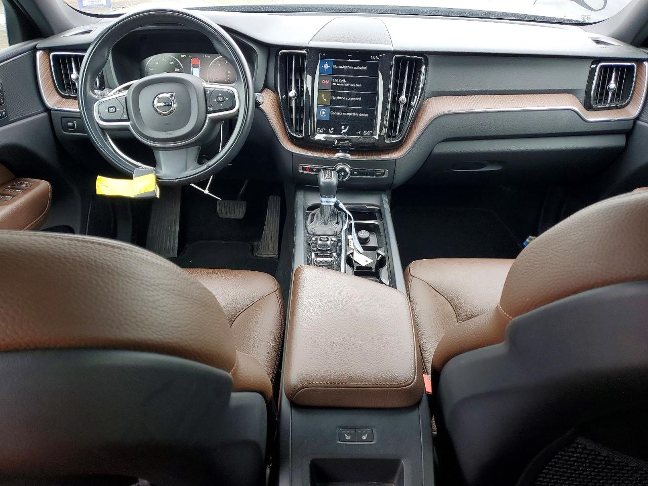 2021 Volvo Xc60 T5 Momentum Black vin: YV4102RK6M1845744