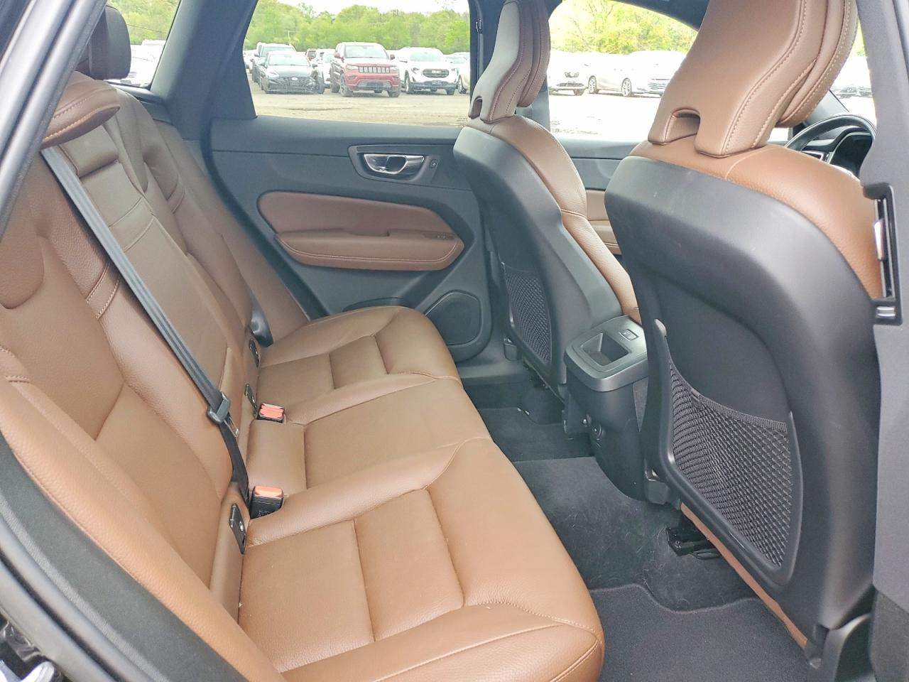 2021 Volvo Xc60 T5 Momentum Black vin: YV4102RK6M1845744